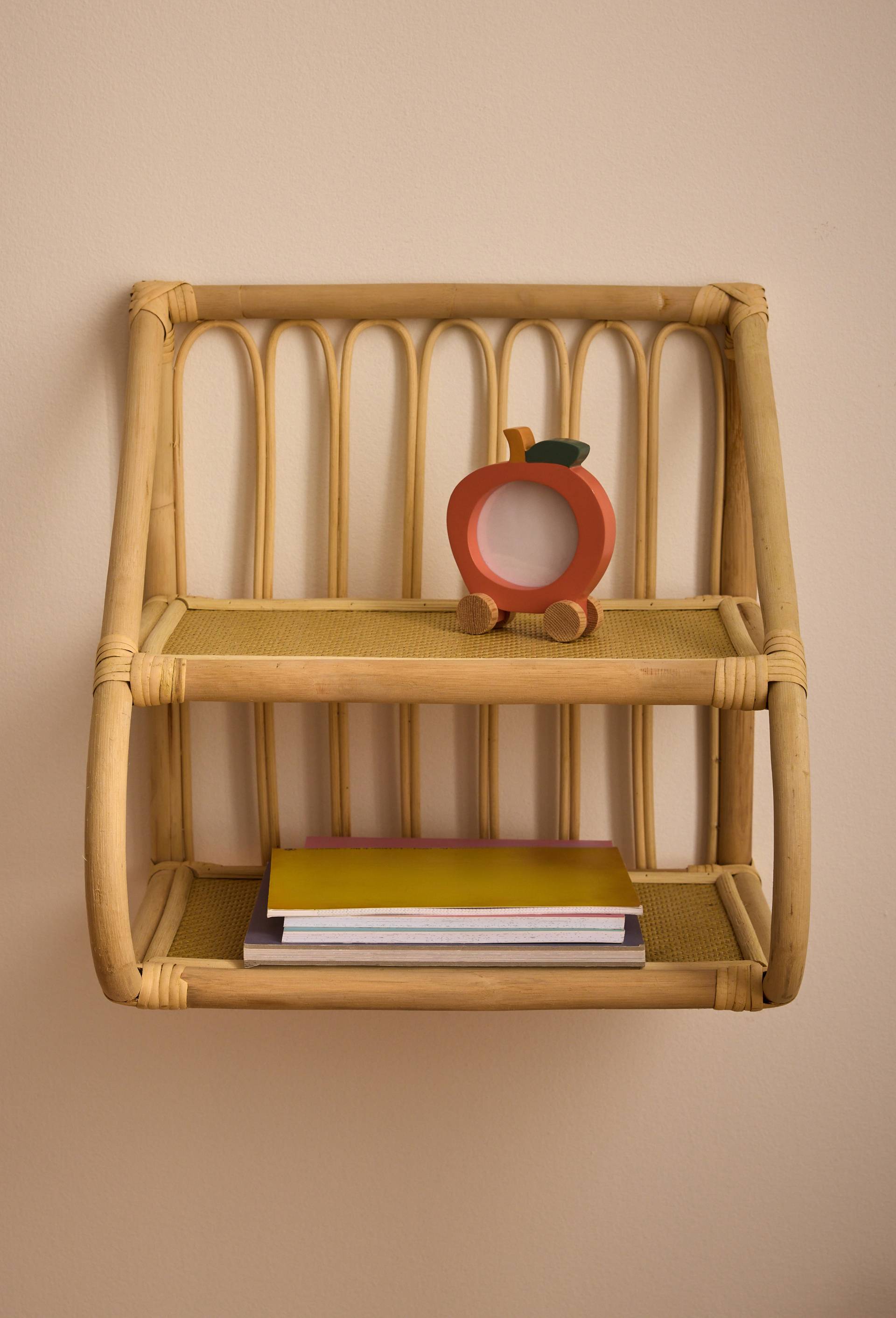 Cadre photo forme pomme, 10x3,5x12cm, en MDF, Vert clair, large image number 2