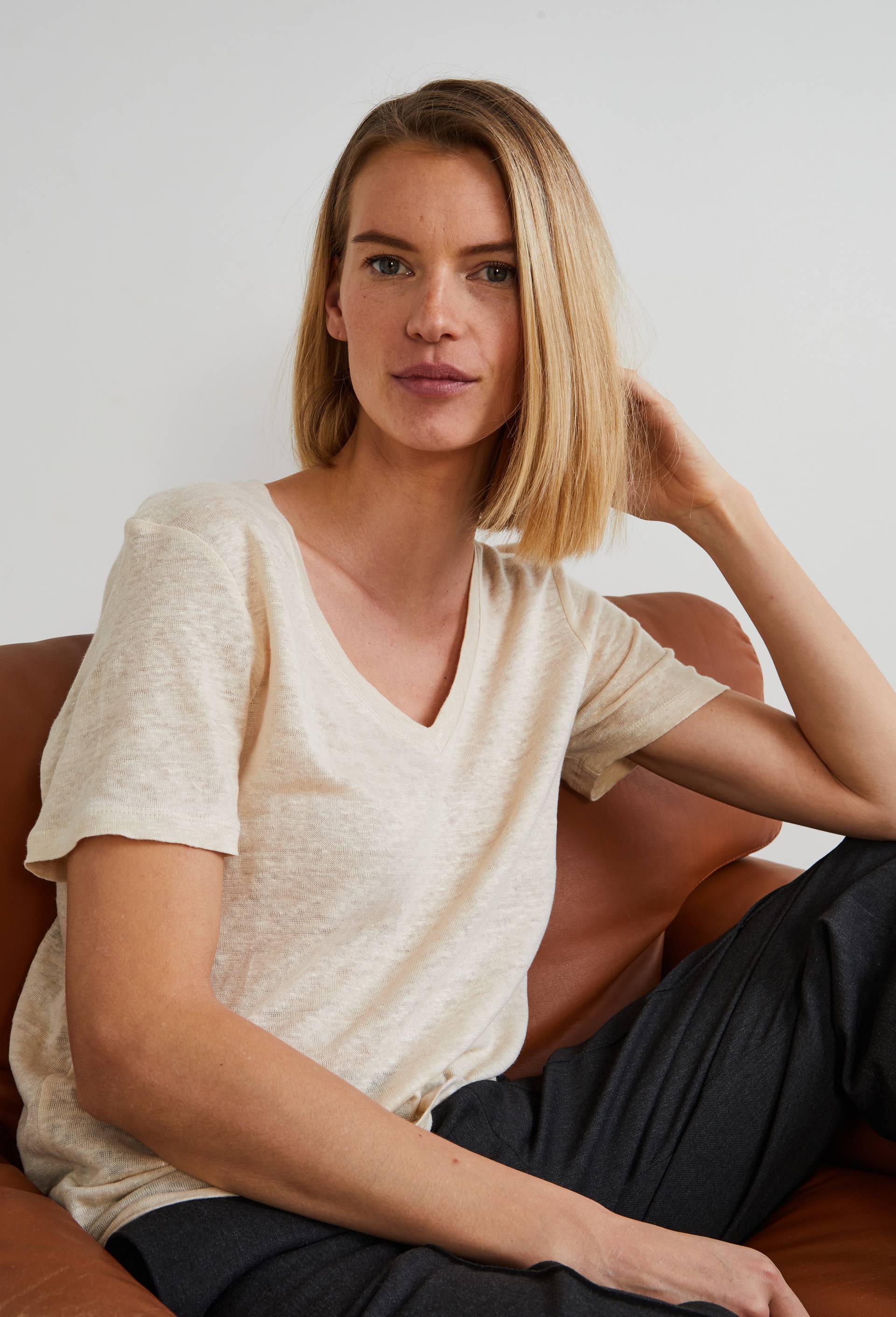T-shirt manches courtes uni en lin, Beige clair, large image number 0