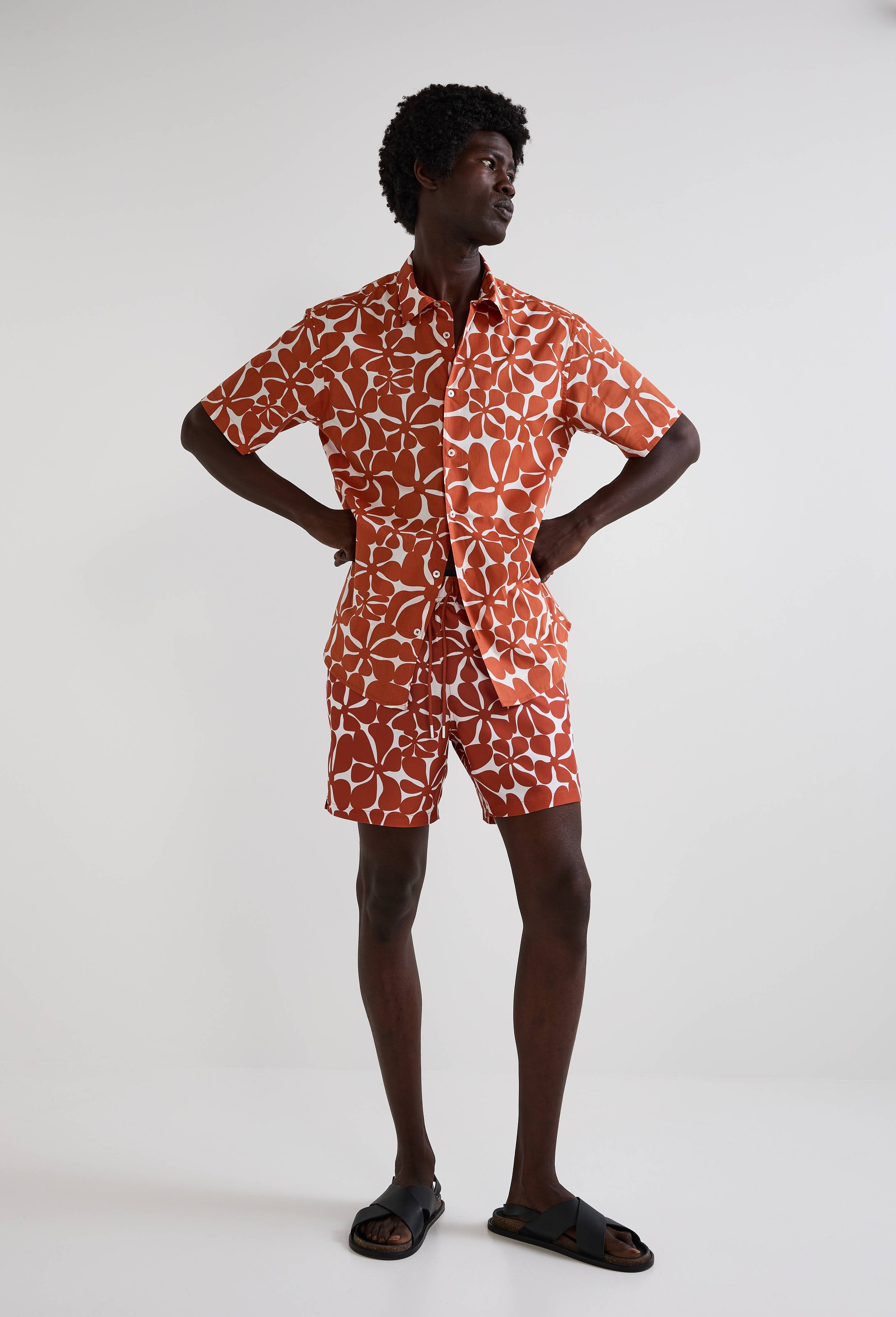 Short de bain &agrave; imprim&eacute; g&eacute;om&eacute;trique en polyester recycl&eacute;, Orange fonc&eacute;, large image number 0