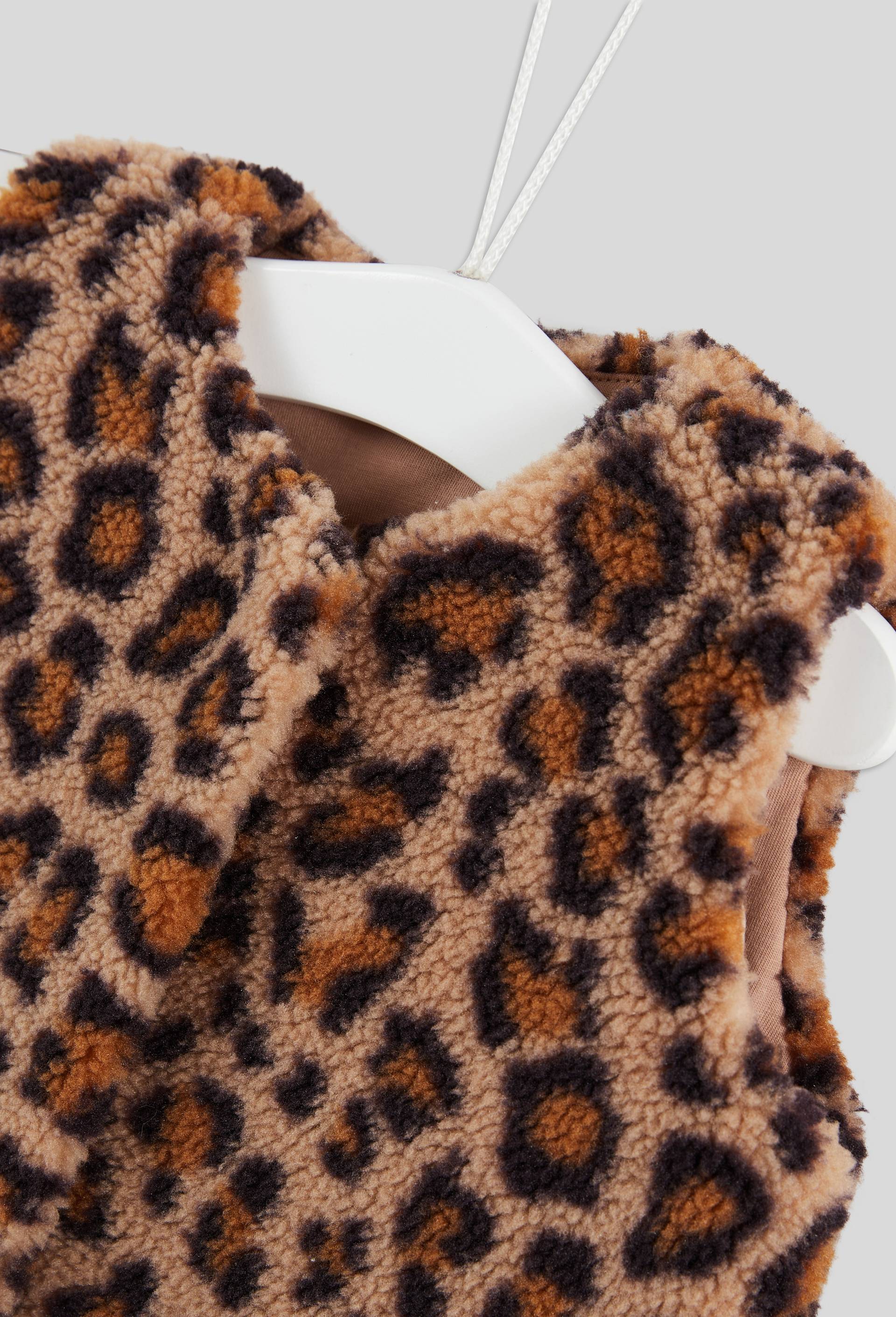 Gilet sans manches imprim&eacute; effet mouton, certifi&eacute; OEKO-TEX, Beige, large image number 2