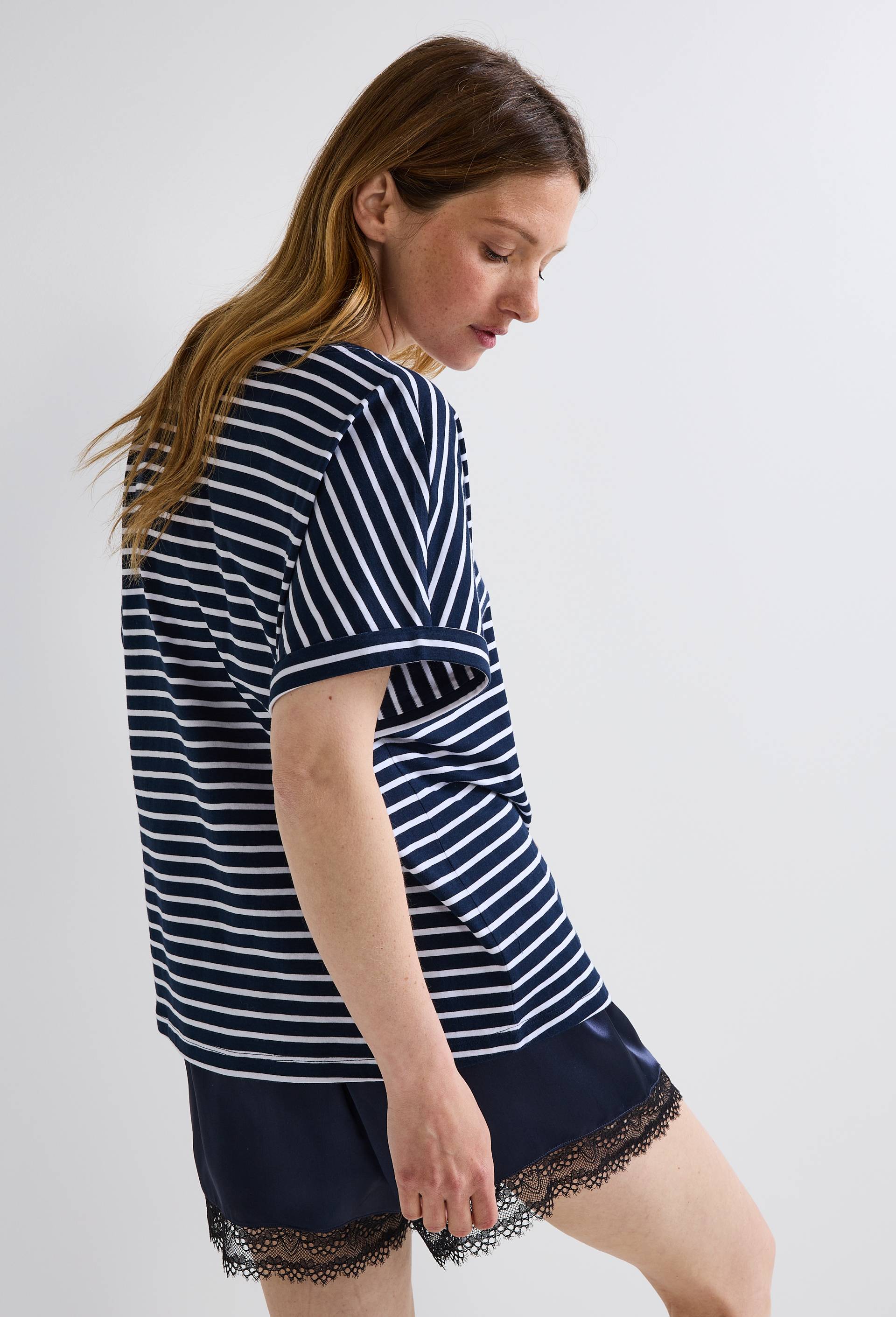 T-shirt manches courtes ray&eacute; en coton BIO GOTS, Bleu fonc&eacute;, large image number 1.0