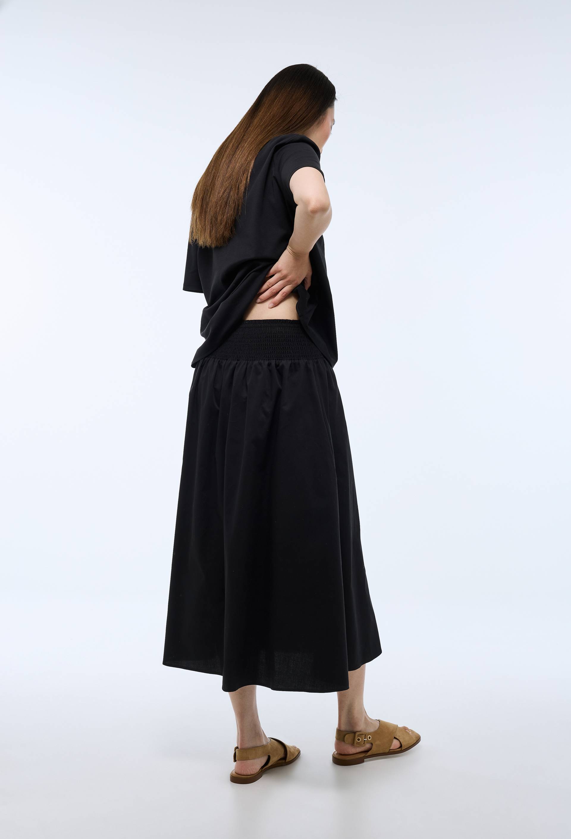 Jupe midi taille smock&eacute;e unie en coton BIO GOTS, Noir, large image number 1