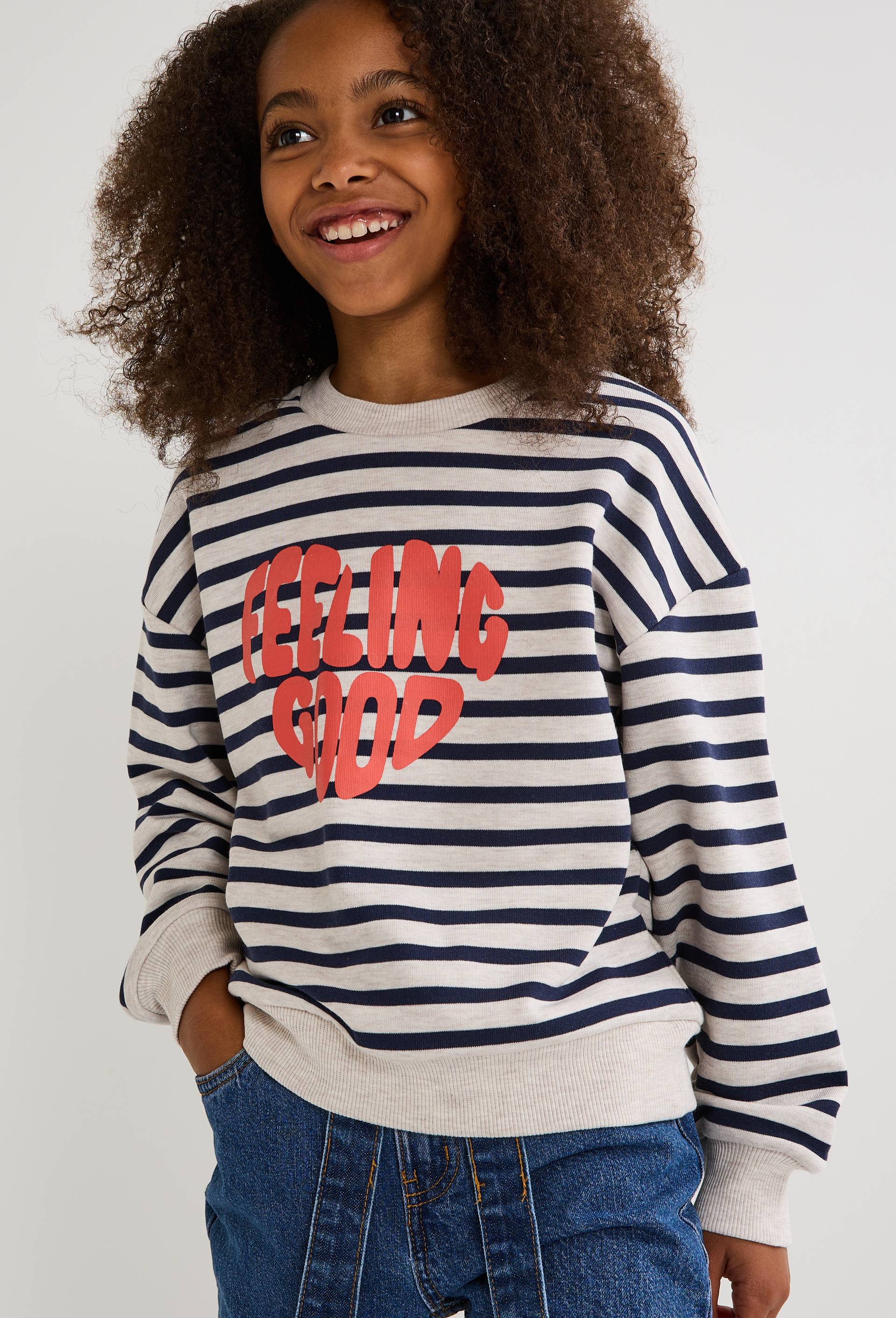 Sweat ray&eacute; contenant du coton BIO GOTS, Beige clair, large image number 0.0