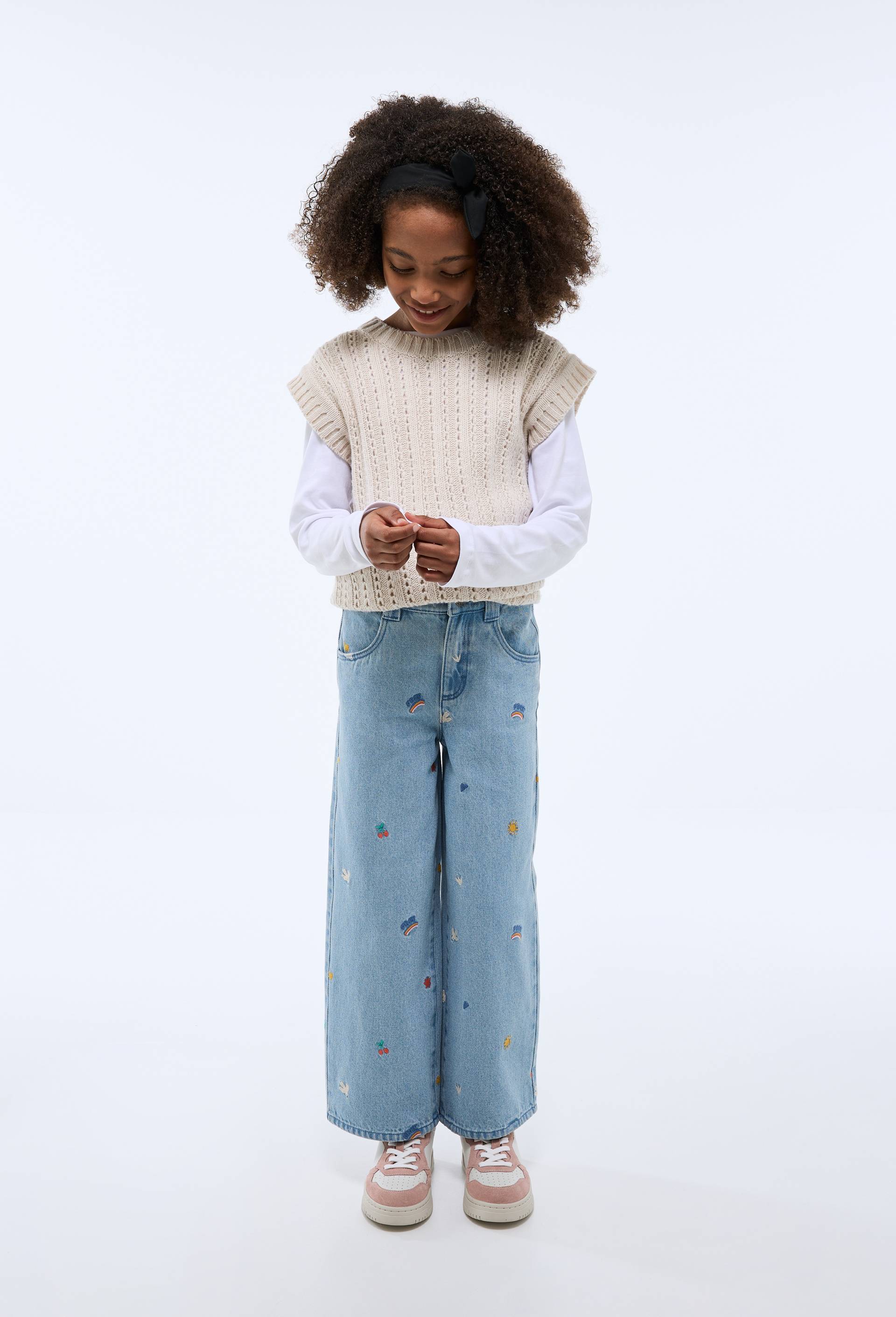 Jean large brod&eacute;, Bleu clair, large image number 0