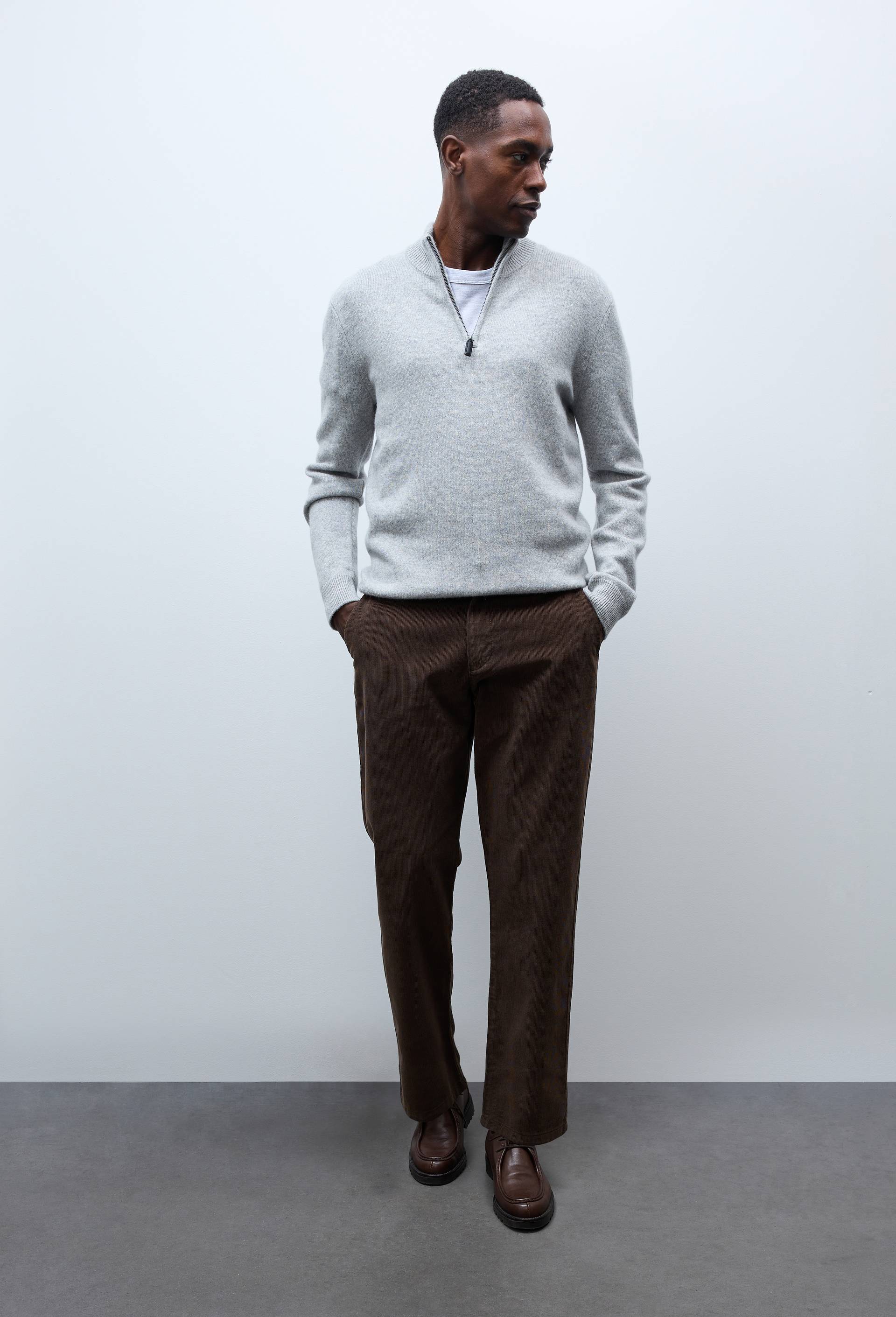 Pantalon velours en coton BIO GOTS, Brun fonc&eacute;, swatch image