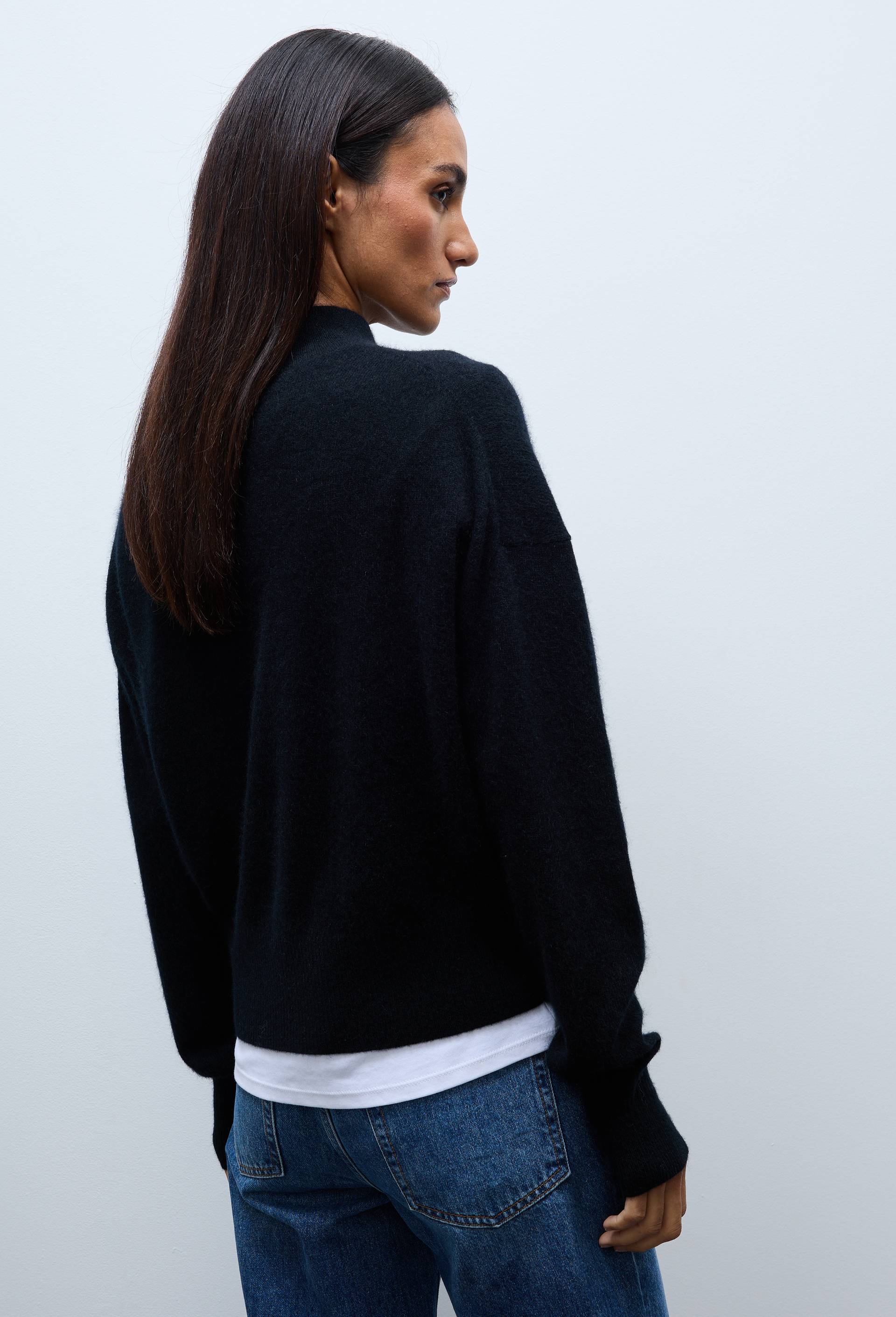 Pull uni court col montant en 100% cachemire, Noir, large image number 1