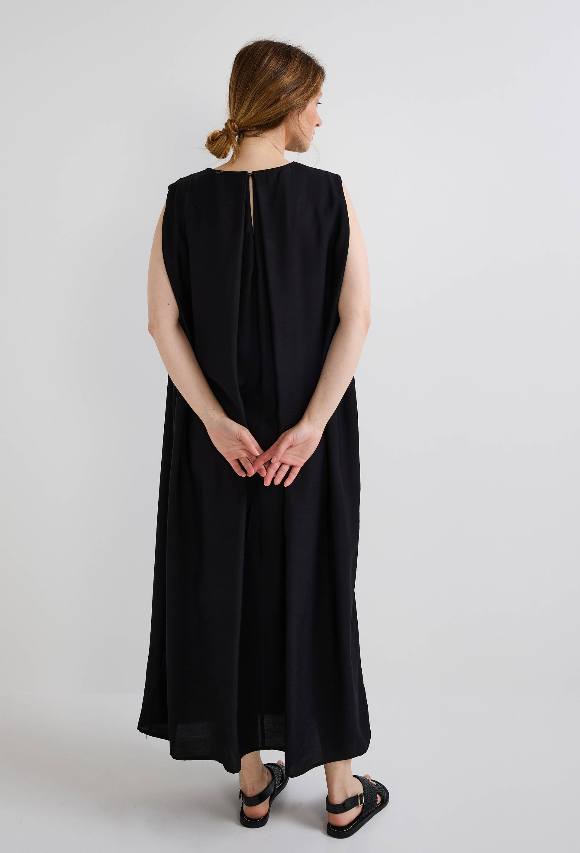 Robe longue sans manches unie, Noir, large image number 2