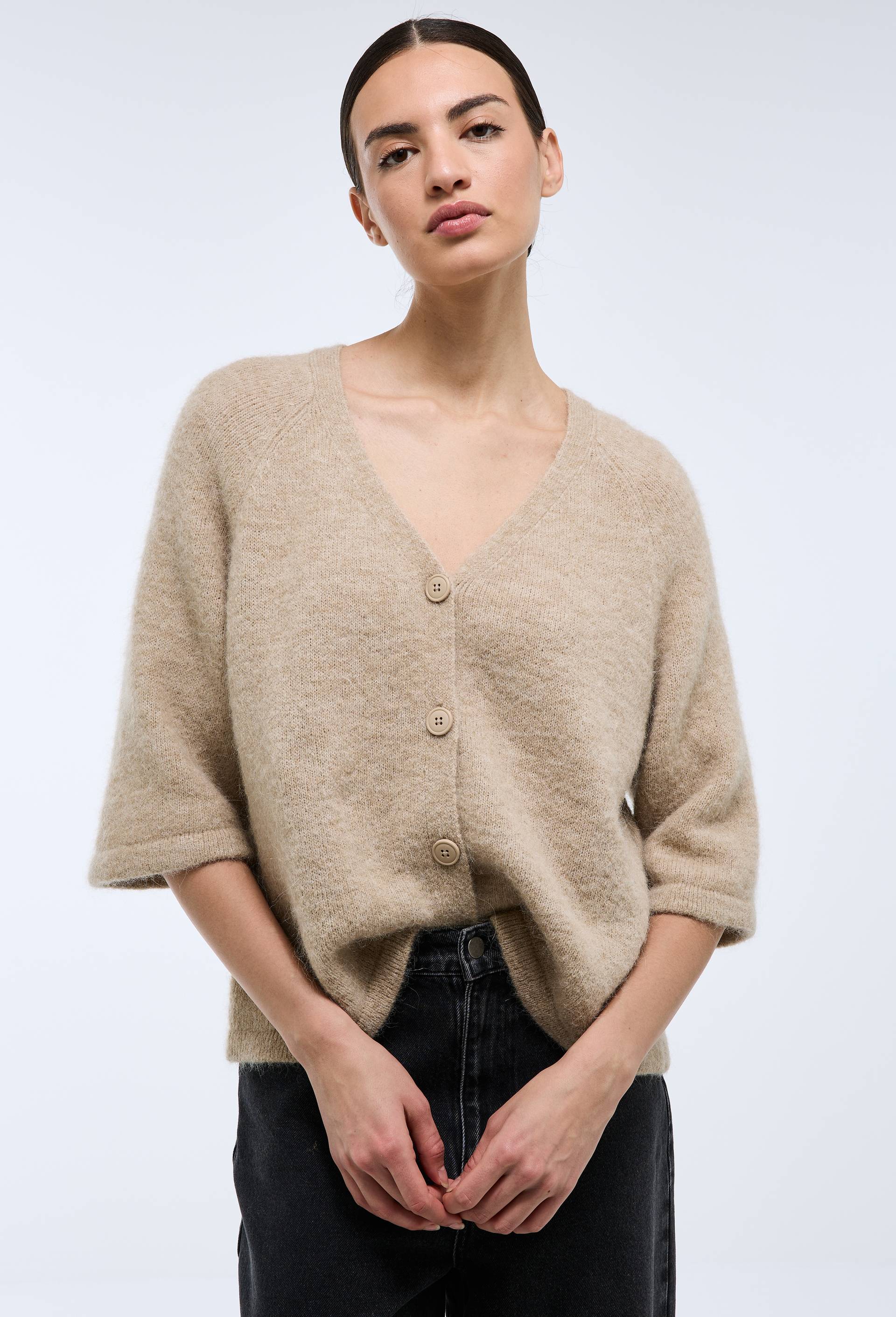 Cardigan manches coudes boutonn&eacute; contenant de l'alpaga, Beige, swatch image