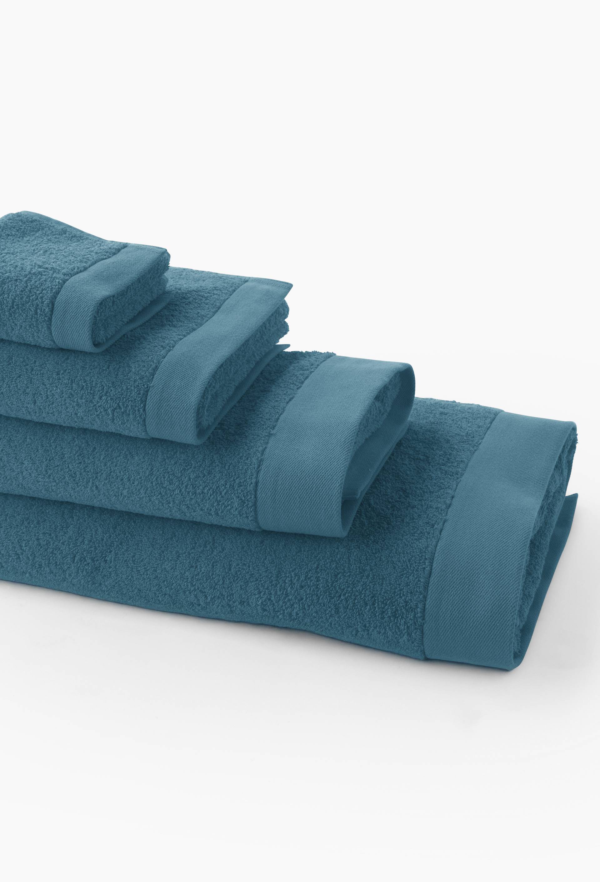 Serviette de bain unie, en coton BIO GOTS, Bleu, large image number 1