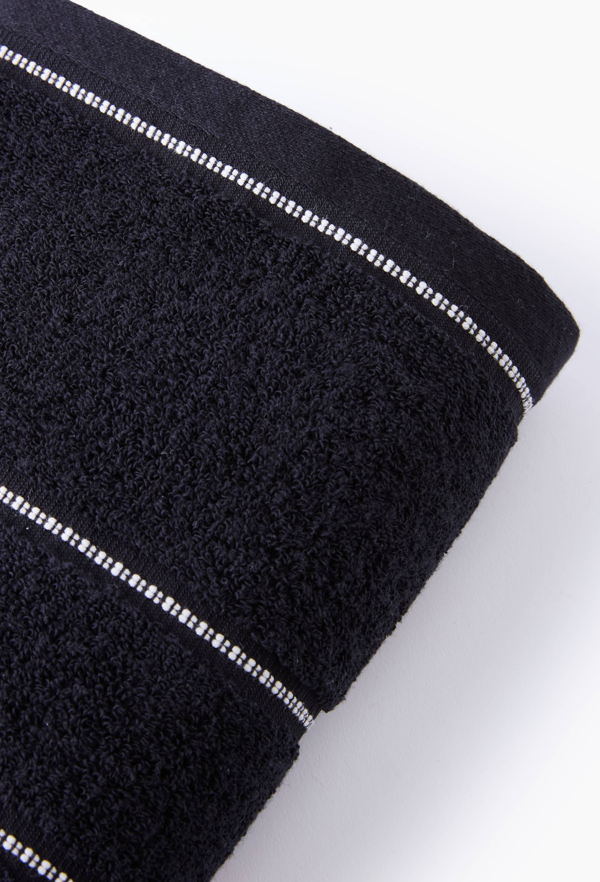 Serviette de bain ray&eacute;e, en coton BIO GOTS, Noir, large image number 1.0