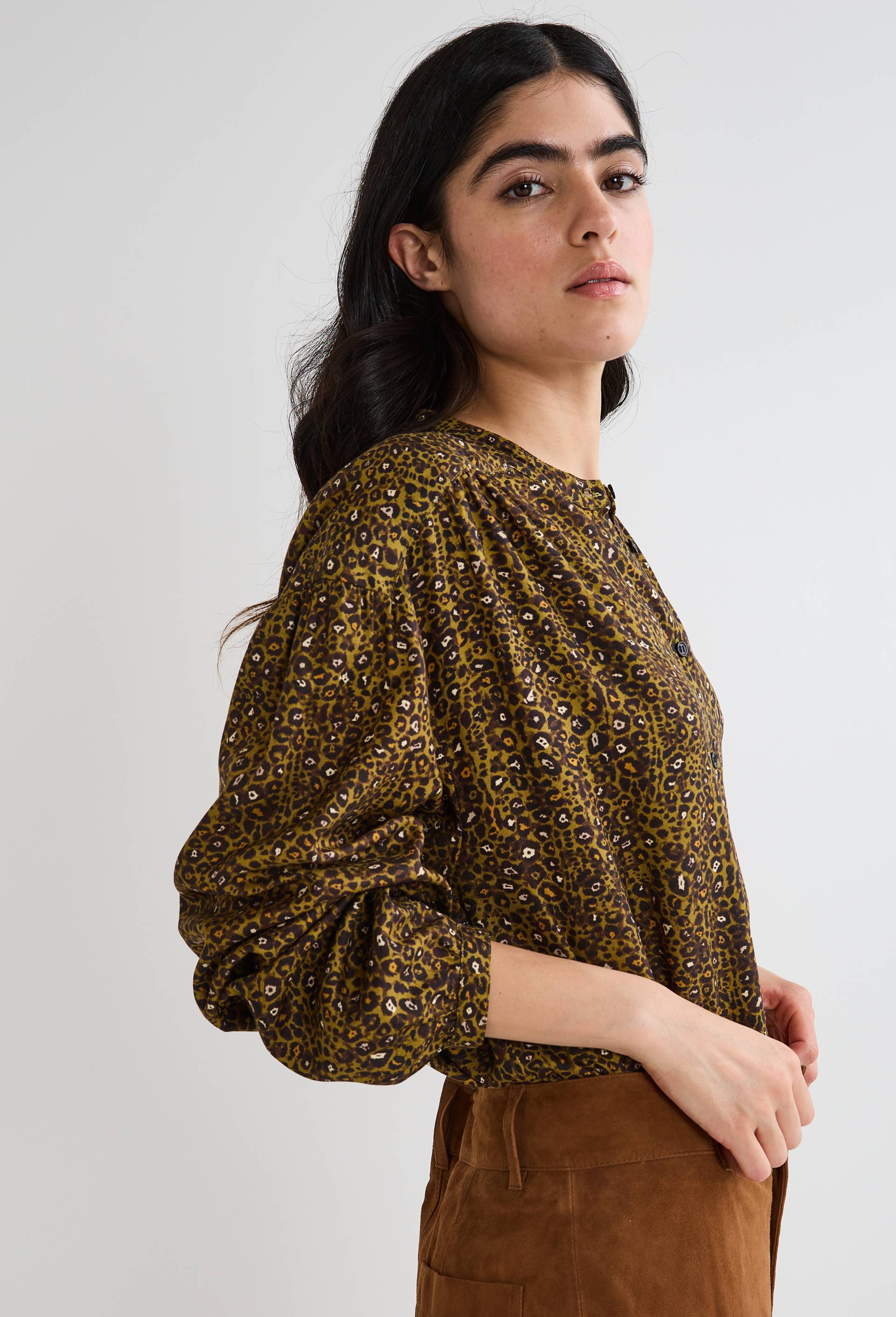 Blouse imprim&eacute;e avec manches bouffantes, Vert, large image number 0