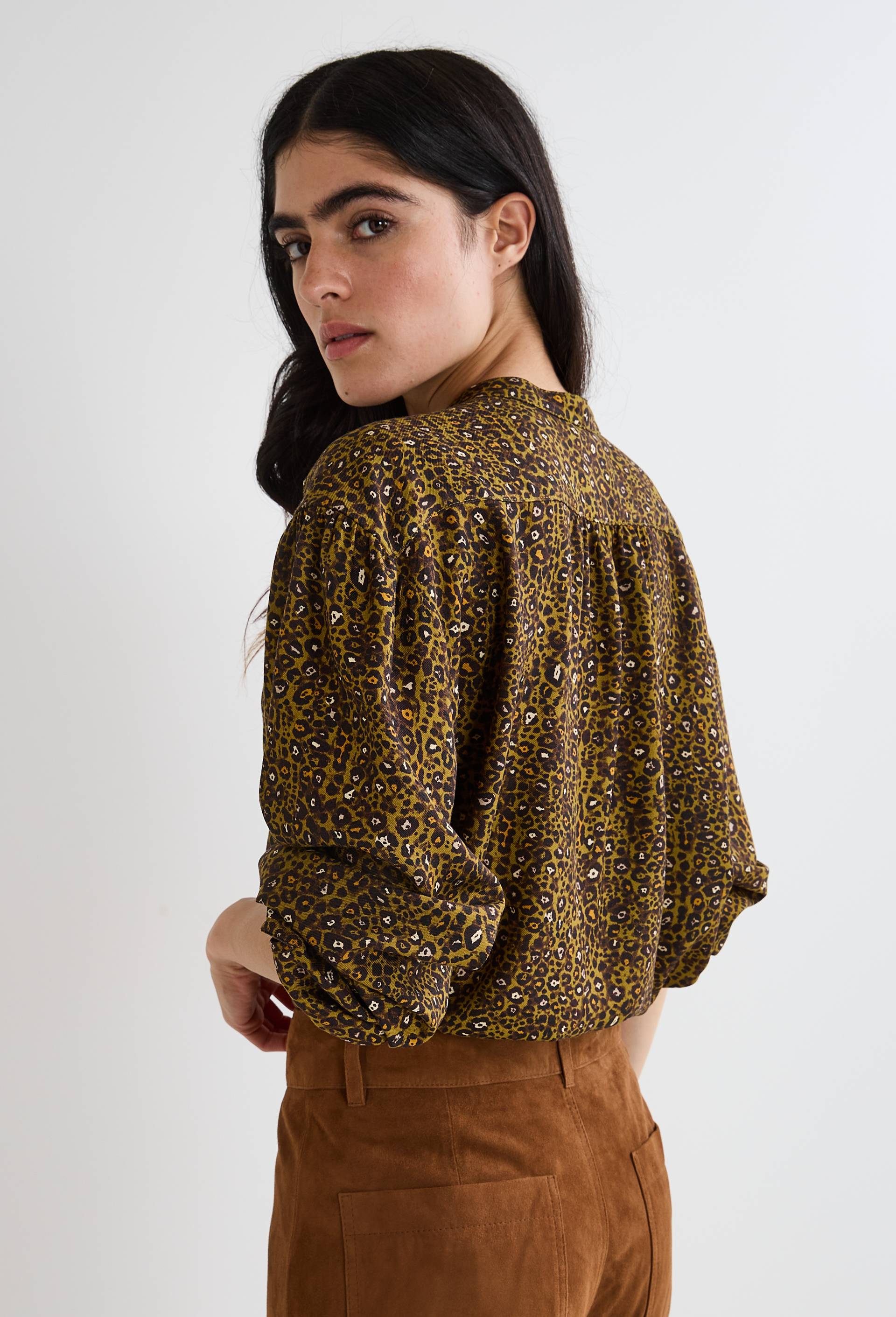 Blouse imprim&eacute;e avec manches bouffantes, Vert, large image number 1