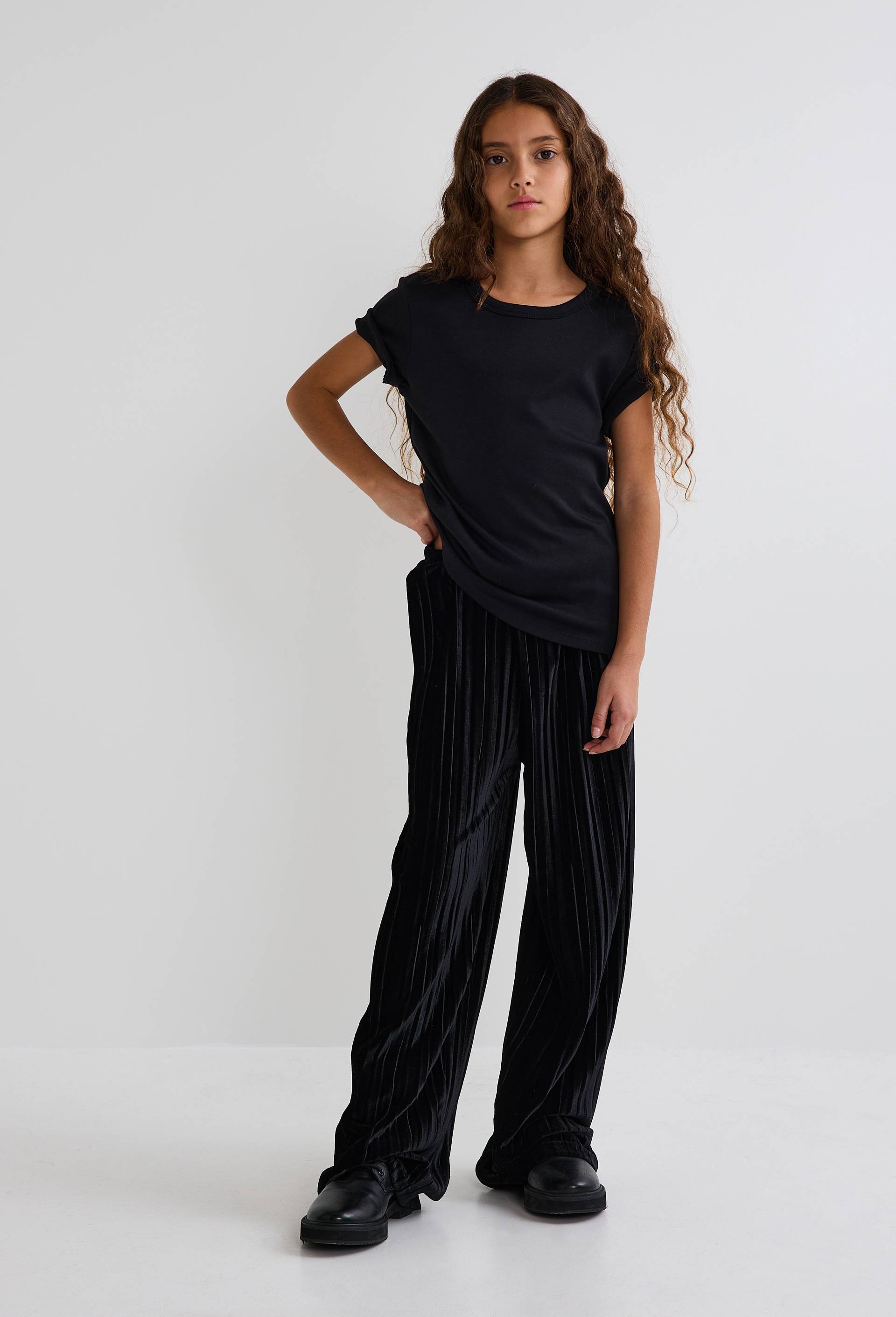 Pantalon pliss&eacute; en velours, Noir, large image number 0
