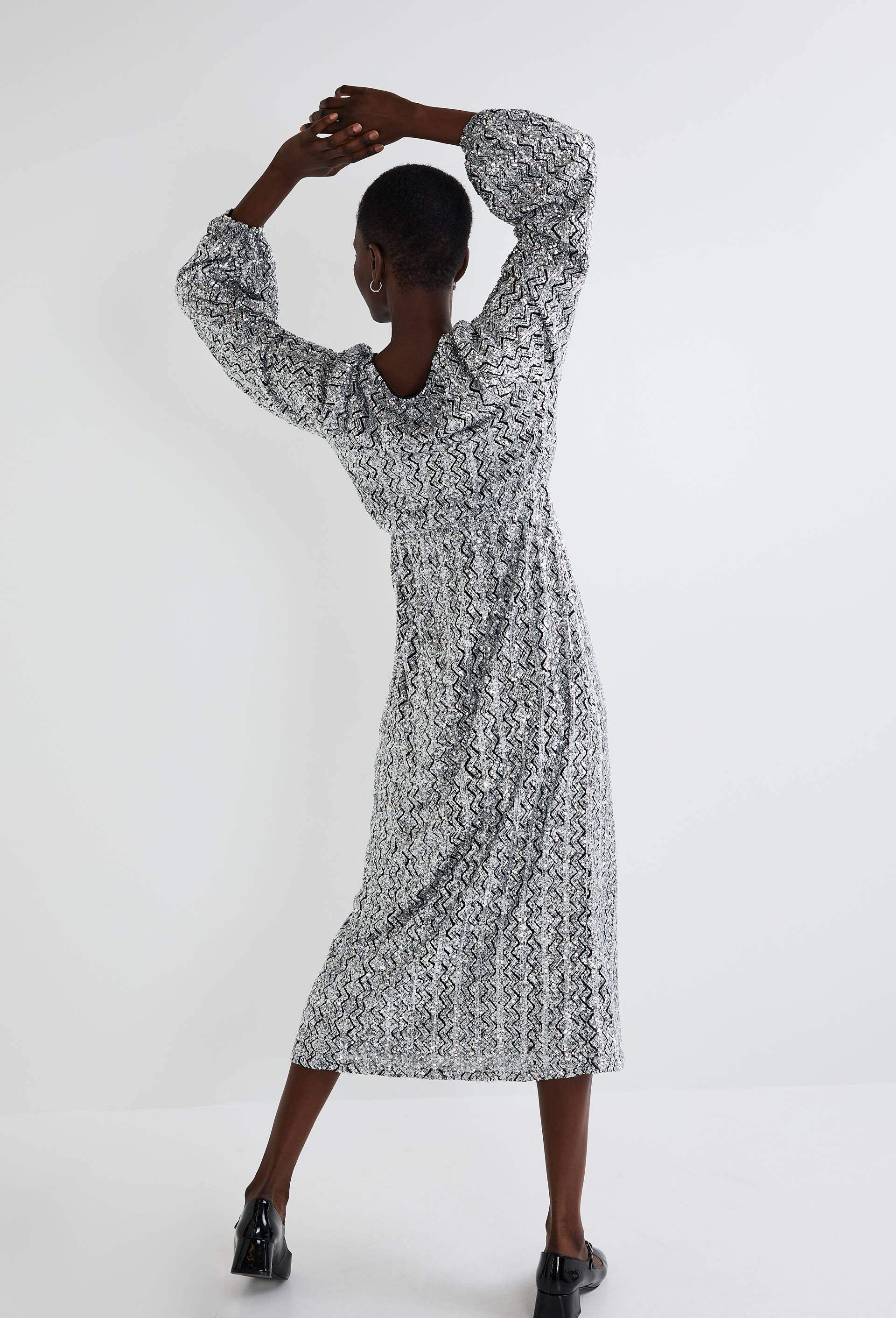 Robe longue cintr&eacute;e &agrave; sequin, Argent, large image number 4.0
