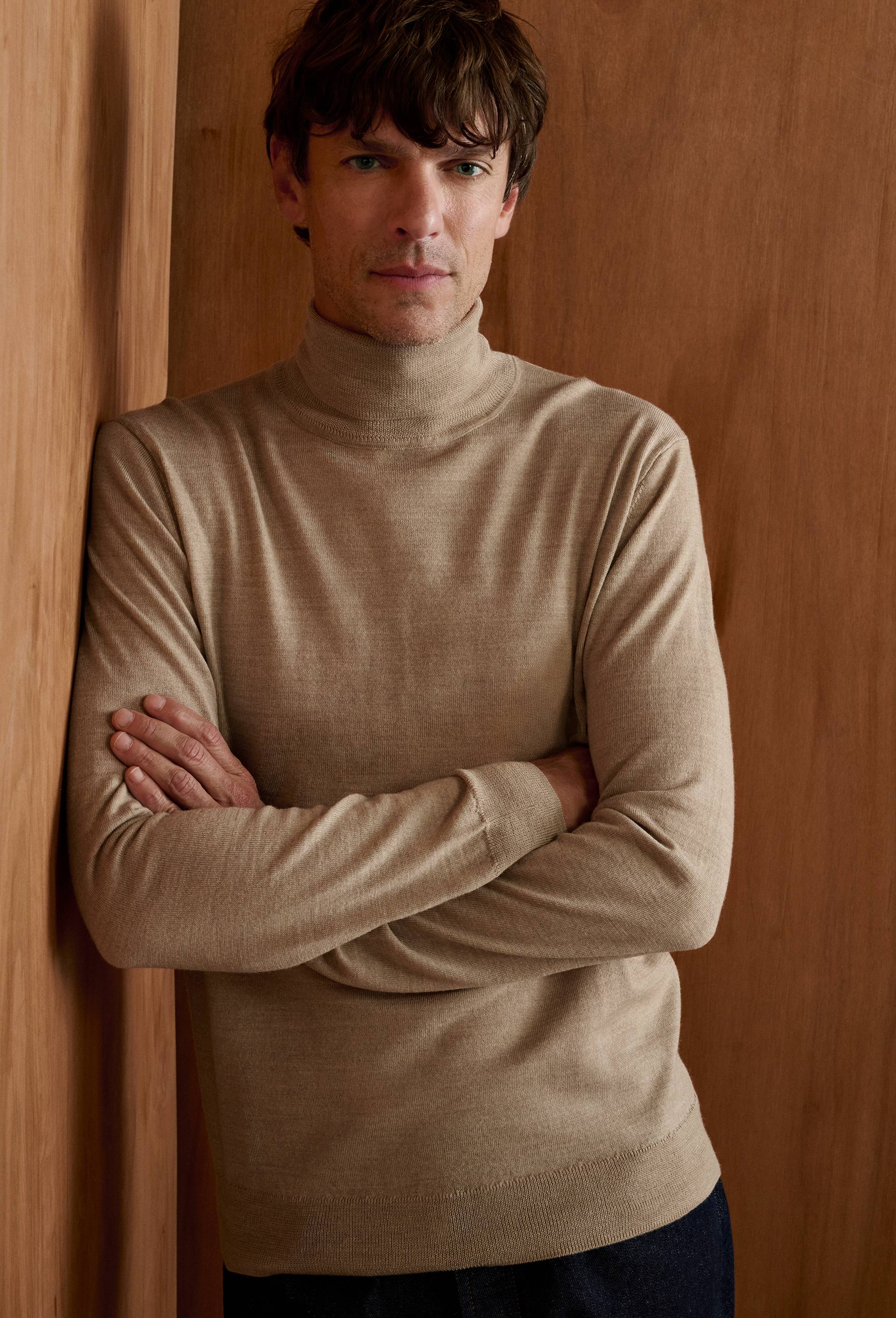 Pull col roul&eacute; en laine m&eacute;rinos, Beige, swatch image