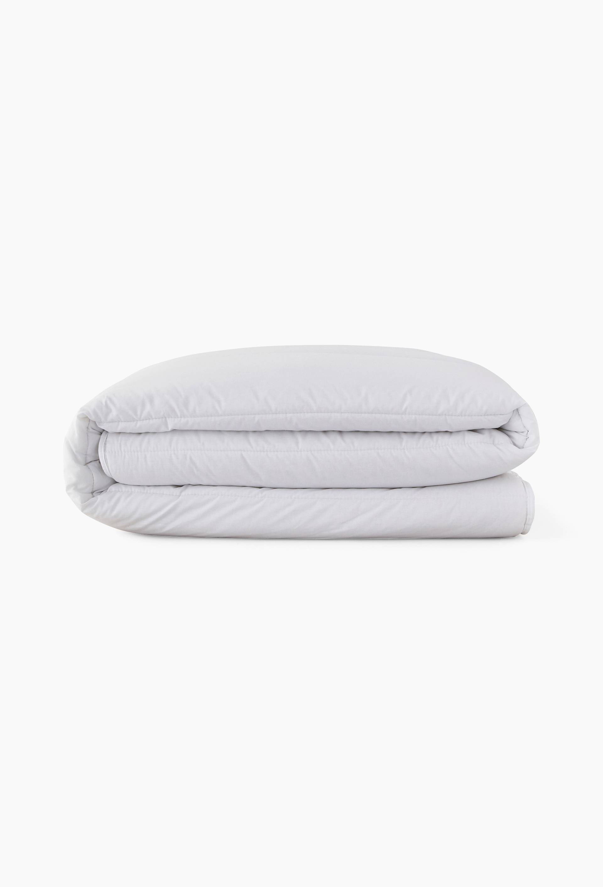 Couette traitement anti acariens, coton, certifi&eacute; OEKO-TEX, Blanc, large image number 0.0
