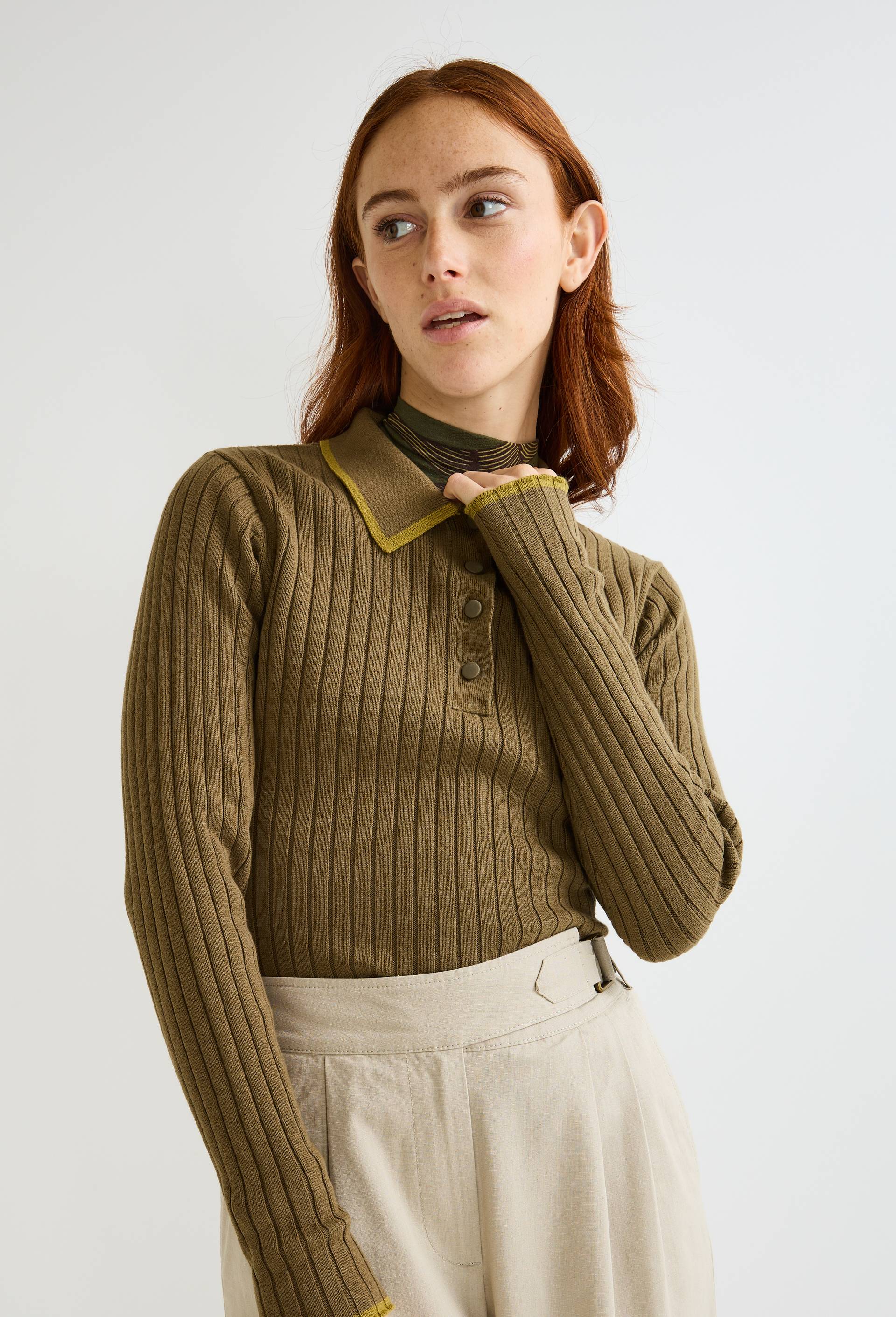 Pull col polo boutonn&eacute; en coton, Vert fonc&eacute;, large image number 1