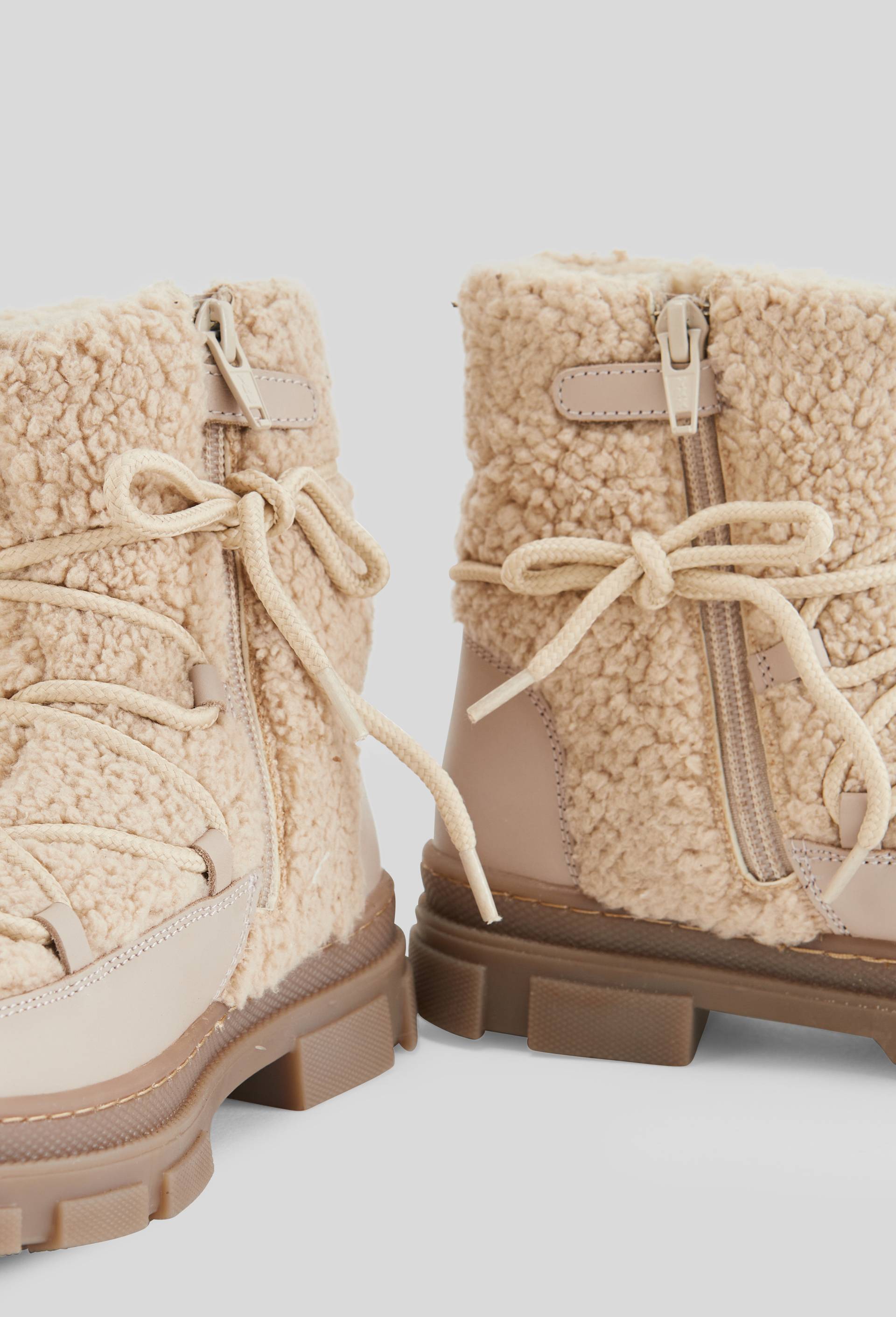 Bottines imitation sherpa avec détails en cuir responsable, Beige clair, large image number 2