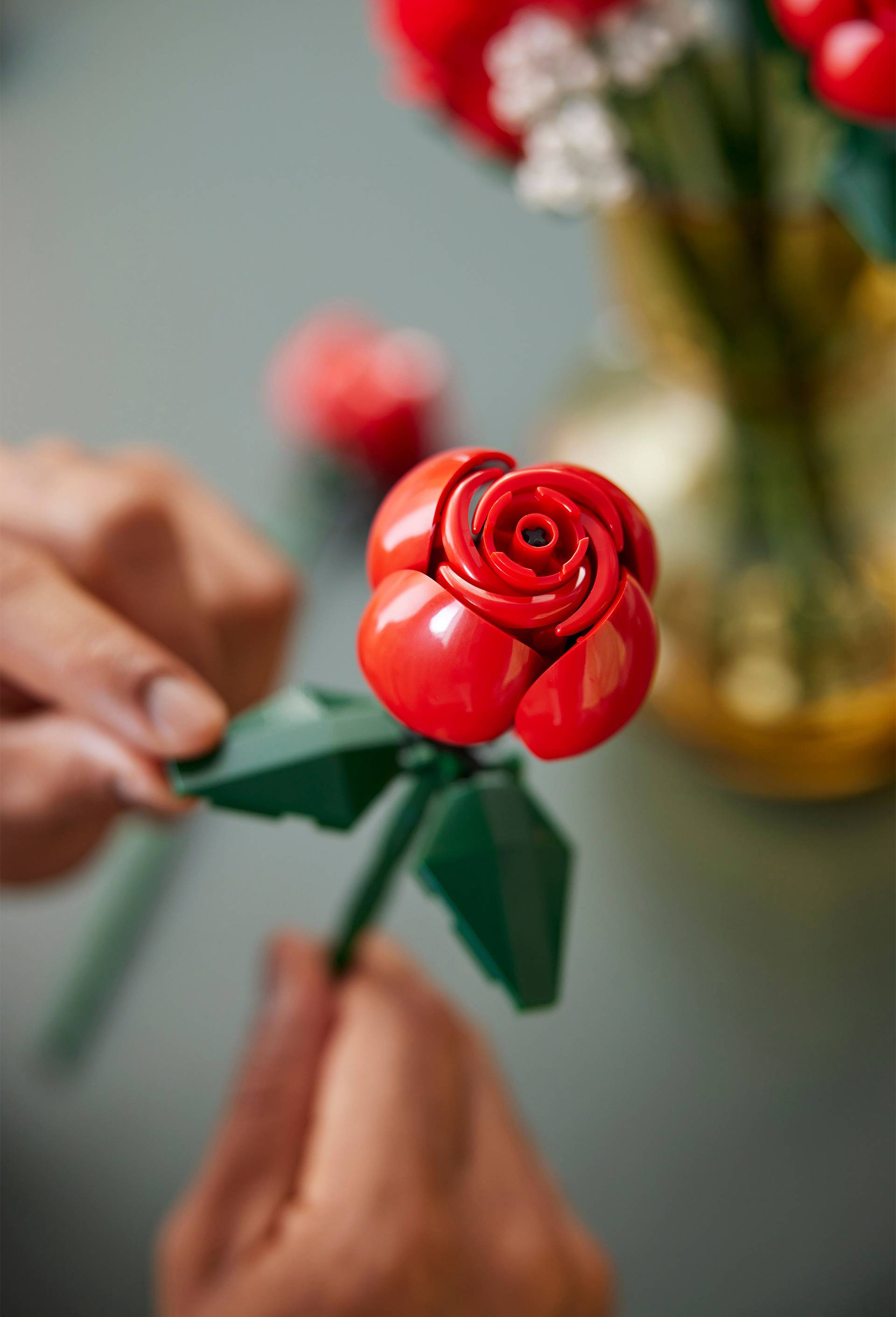Le bouquet de roses  LEGO&reg; Icons, Multicolore, large image number 4.0