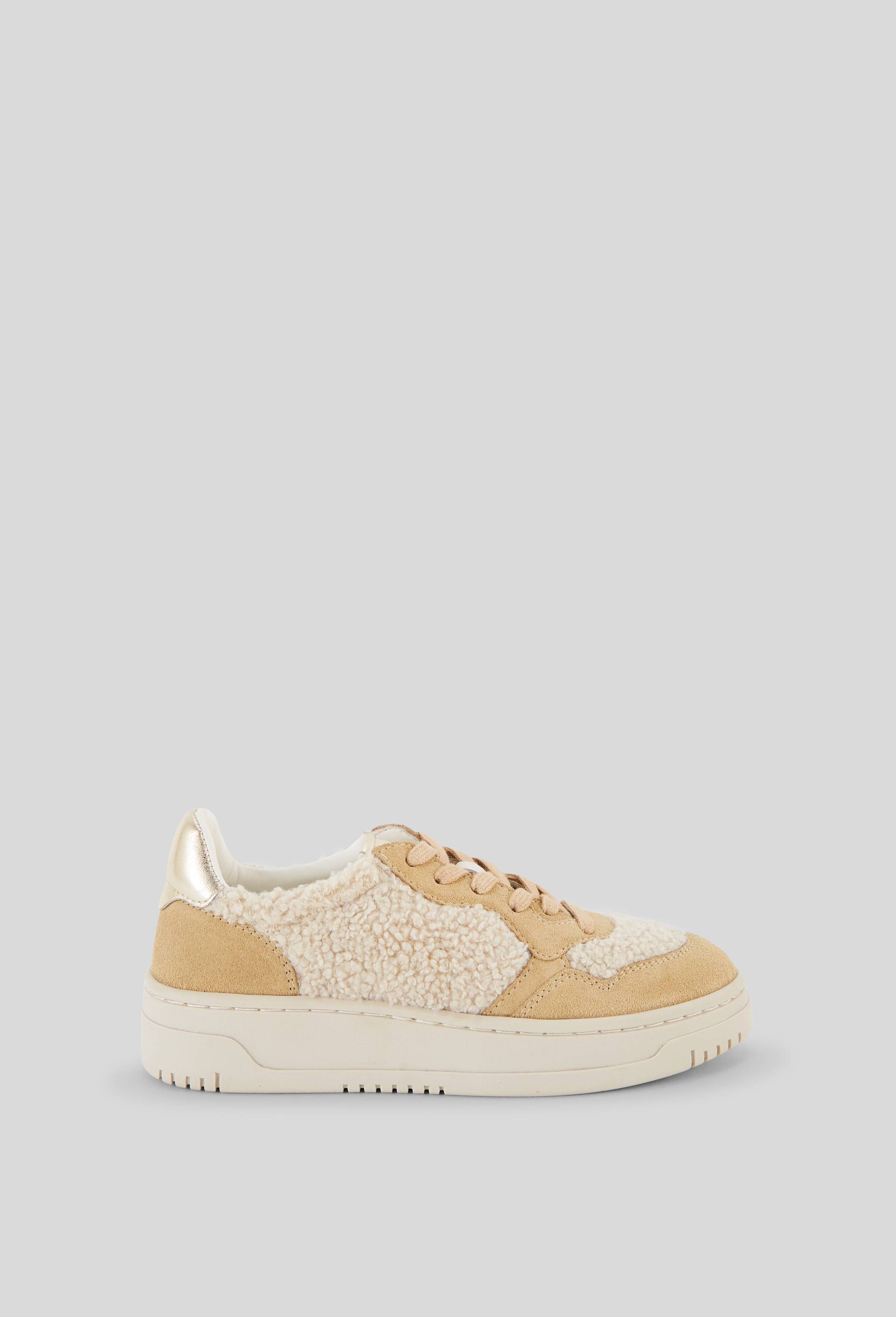 Baskets imitation sherpa avec d&eacute;tails en cuir, Beige clair, large image number 0