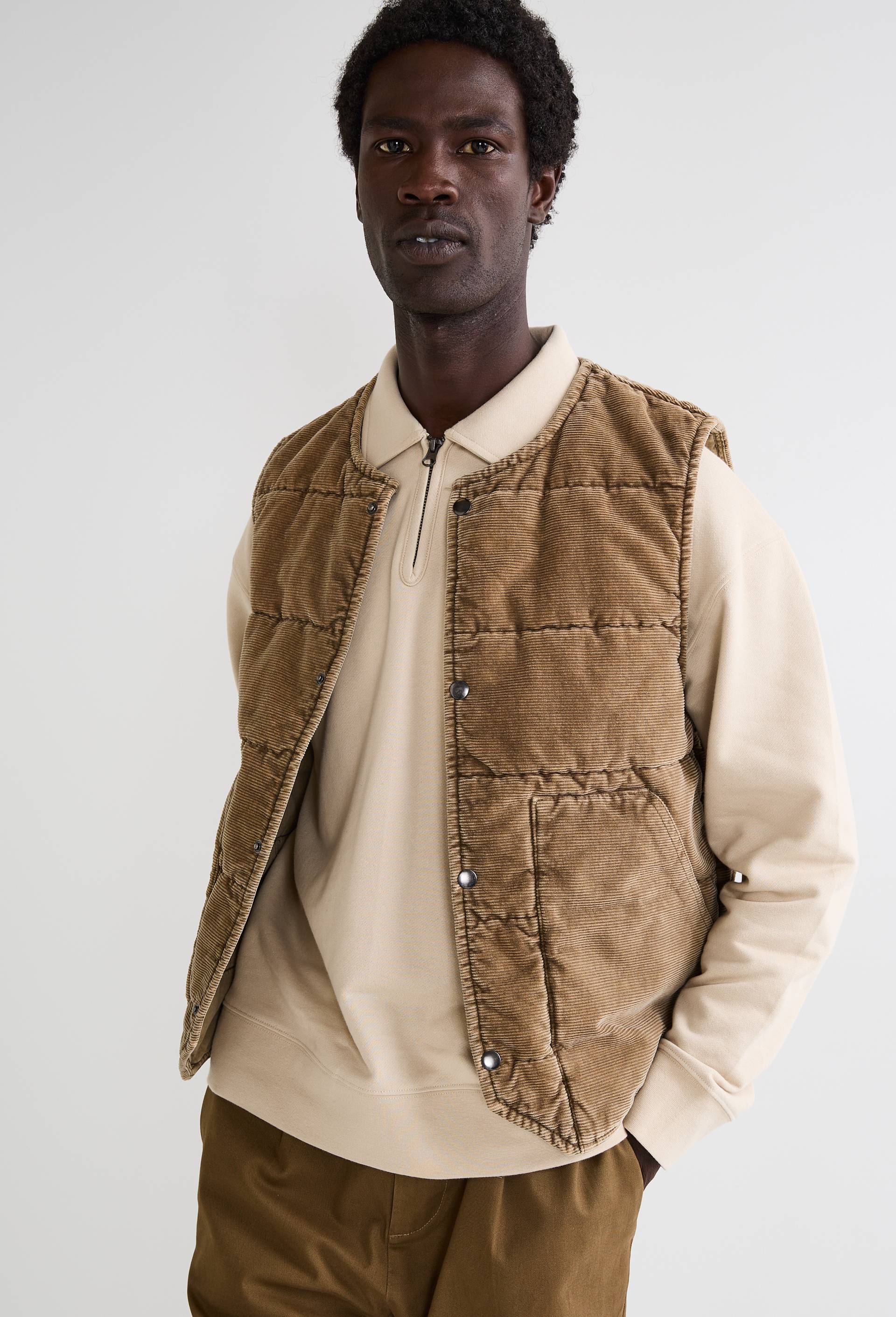 Veste sans manche en velours, Vert, large image number 0
