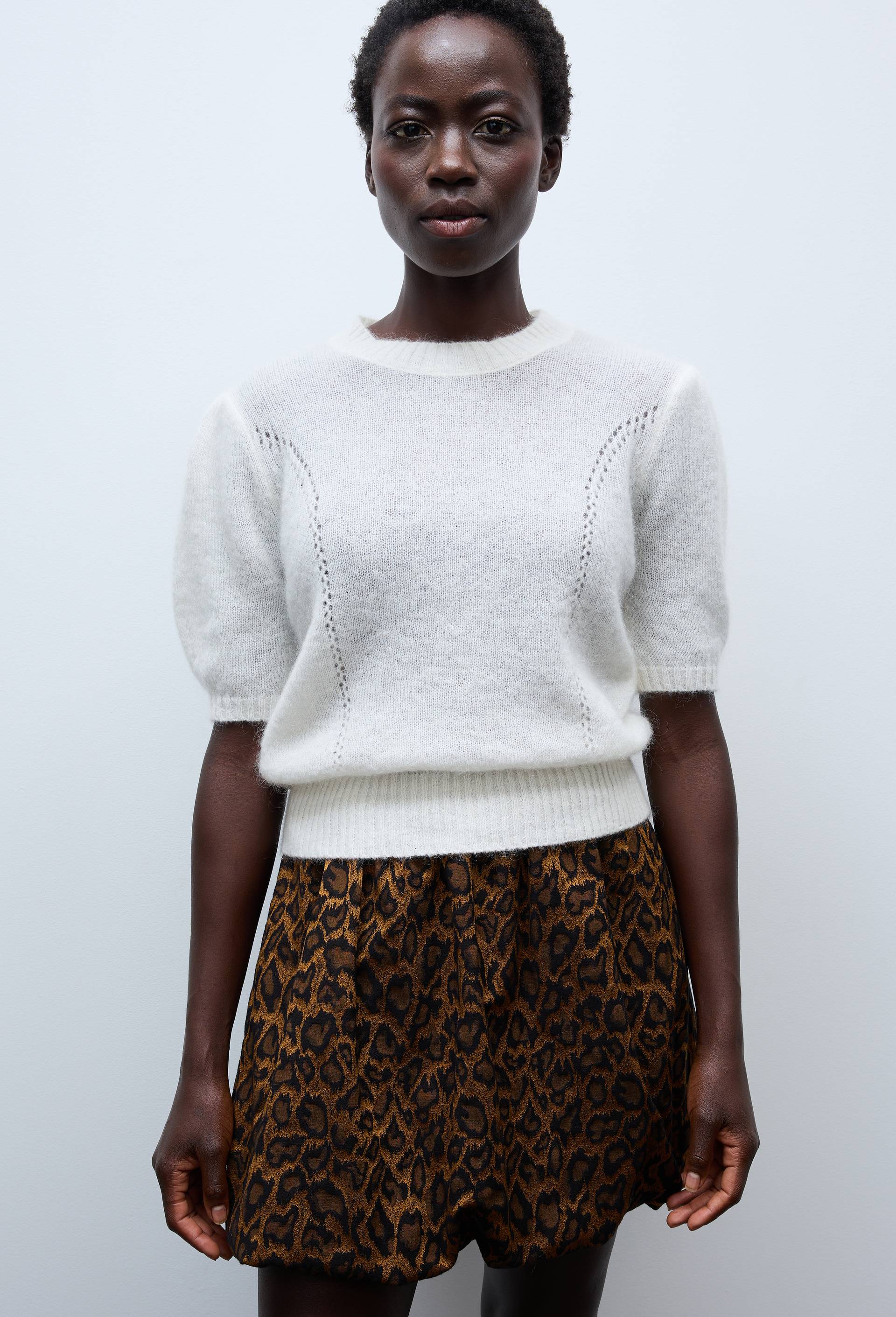 Pull manches coudes contenant du mohair, Ecru, swatch image