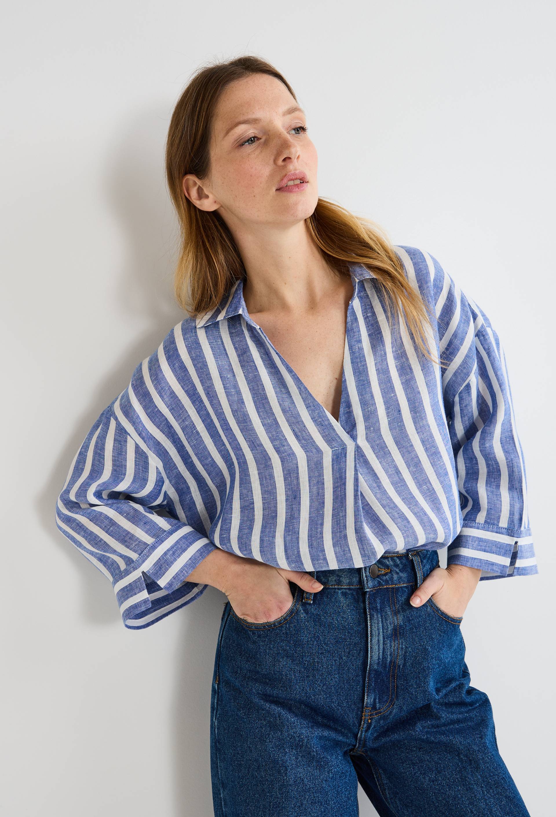 Blouse manches trois quarts ray&eacute;e en lin, Bleu, large image number 0