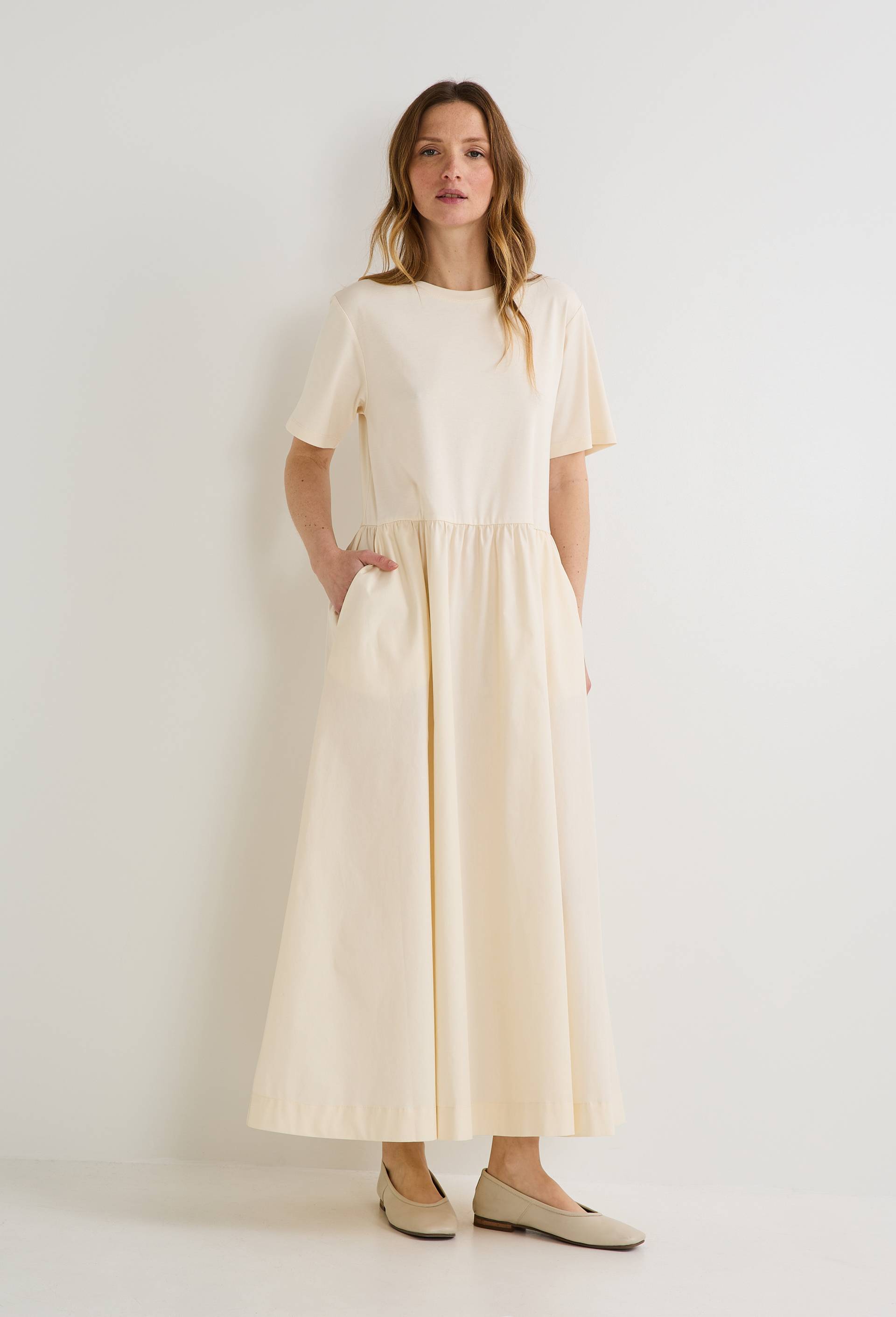 Robe longue bi-matière unie, Beige clair, swatch image