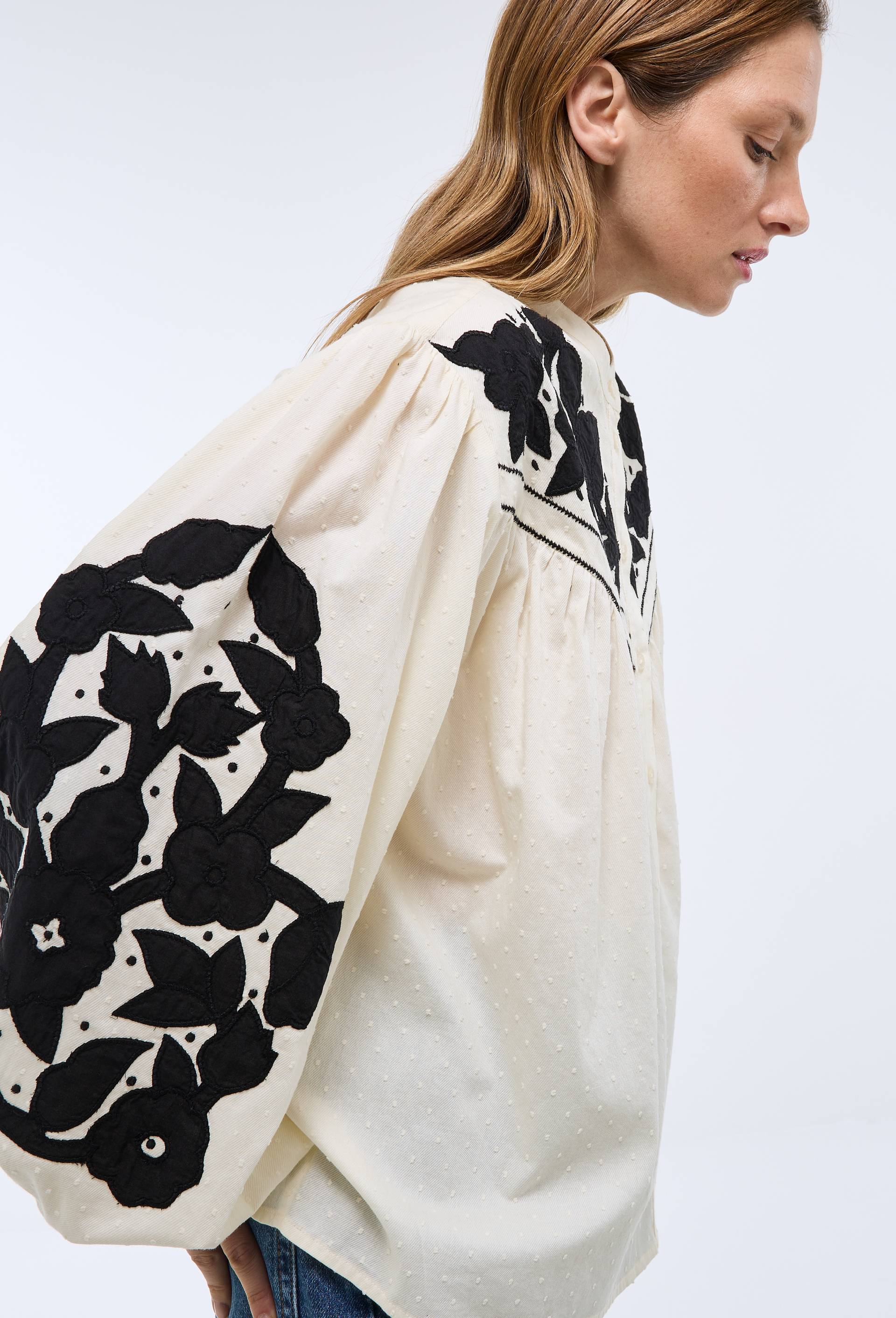 Blouse manches longues d&eacute;tails broderie en coton BIO GOTS, Ecru, large image number 1.0