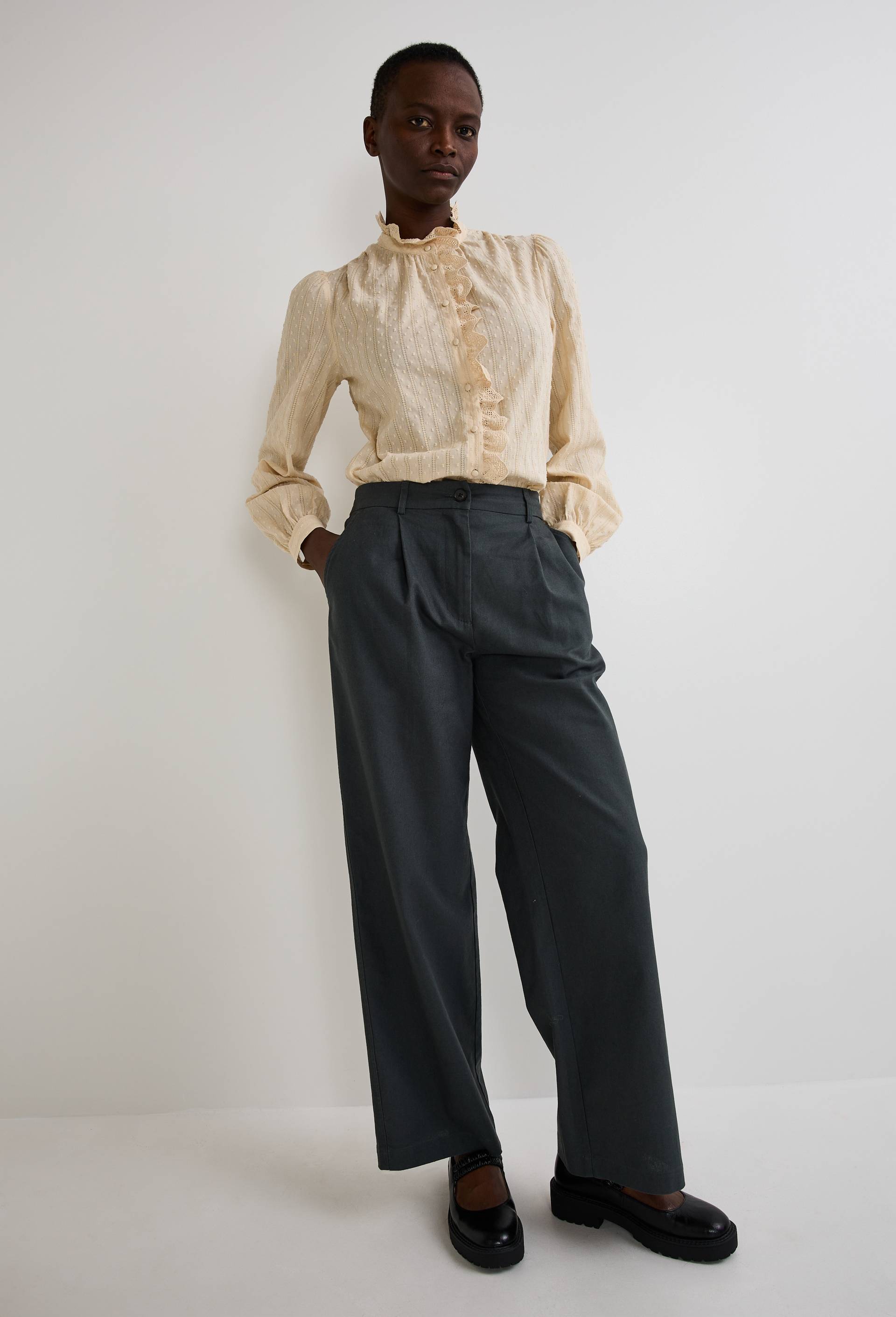 Pantalon large taille haute en lin et coton, Vert foncé, swatch image