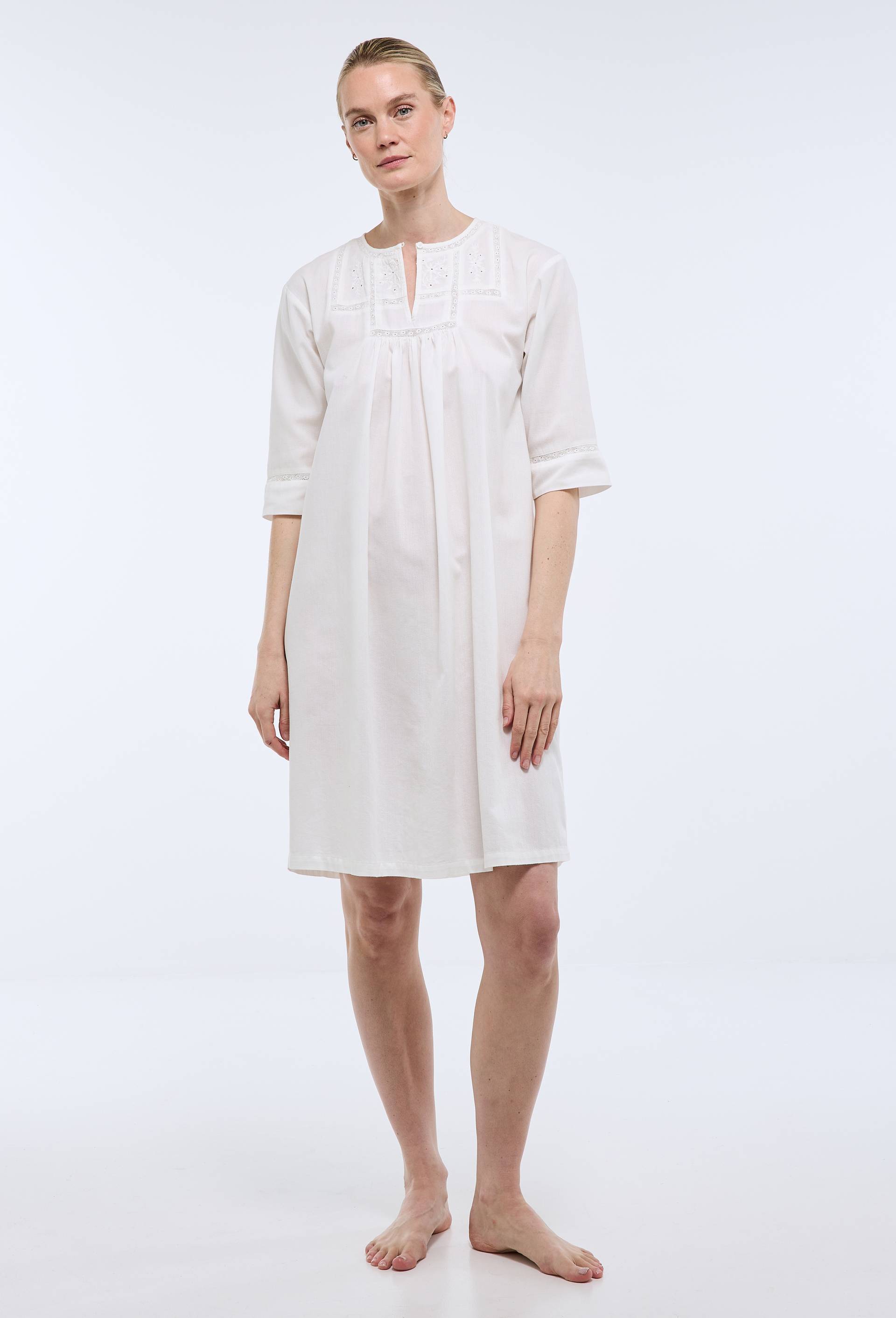 Chemise de nuit en dentelle et twill de coton BIO GOTS, Ecru, large image number 0.0