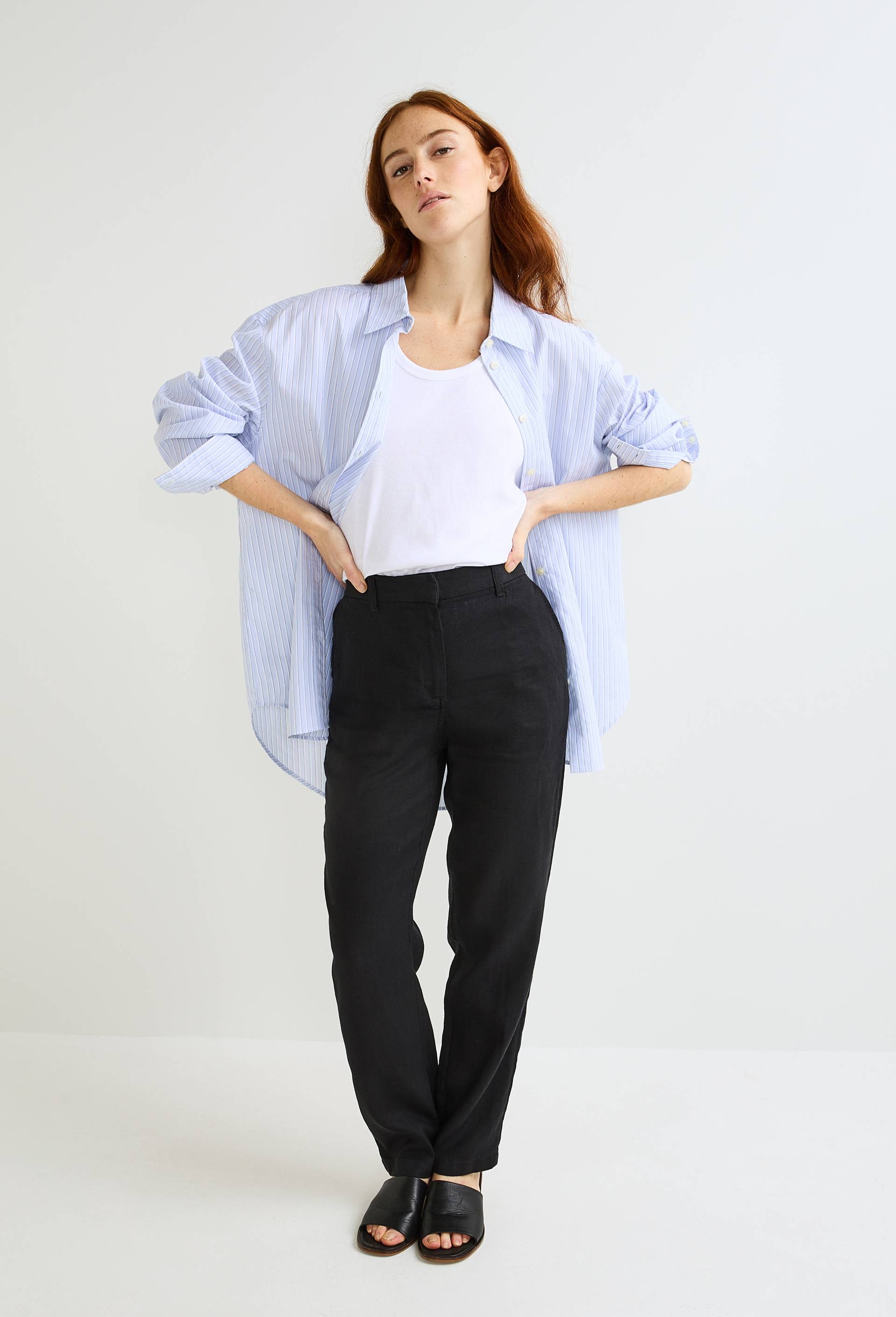 Pantalon carotte à taille semi-élastiquée en lin, Noir, swatch image