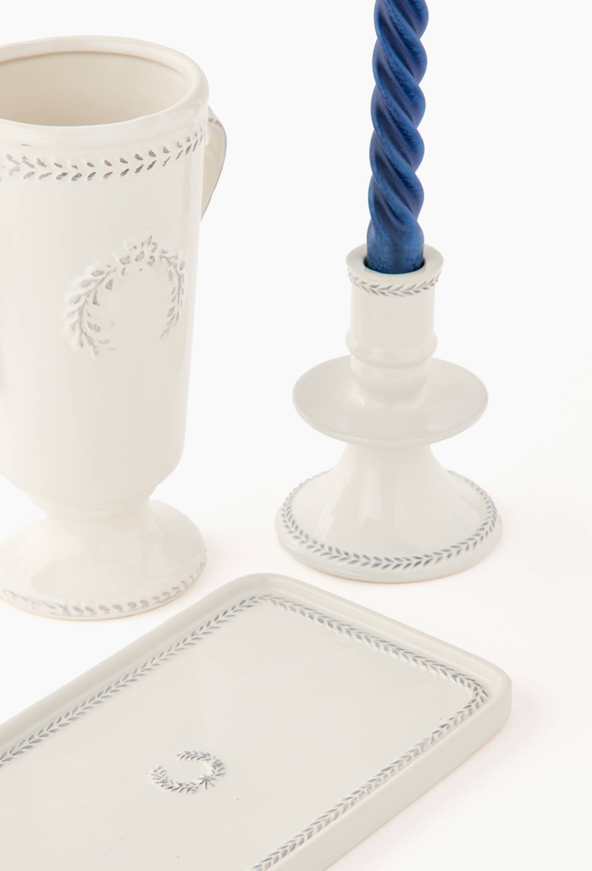 Vase emboss&eacute; anses, 10,6xH22cm, en c&eacute;ramique, Ecru, large image number 1.0