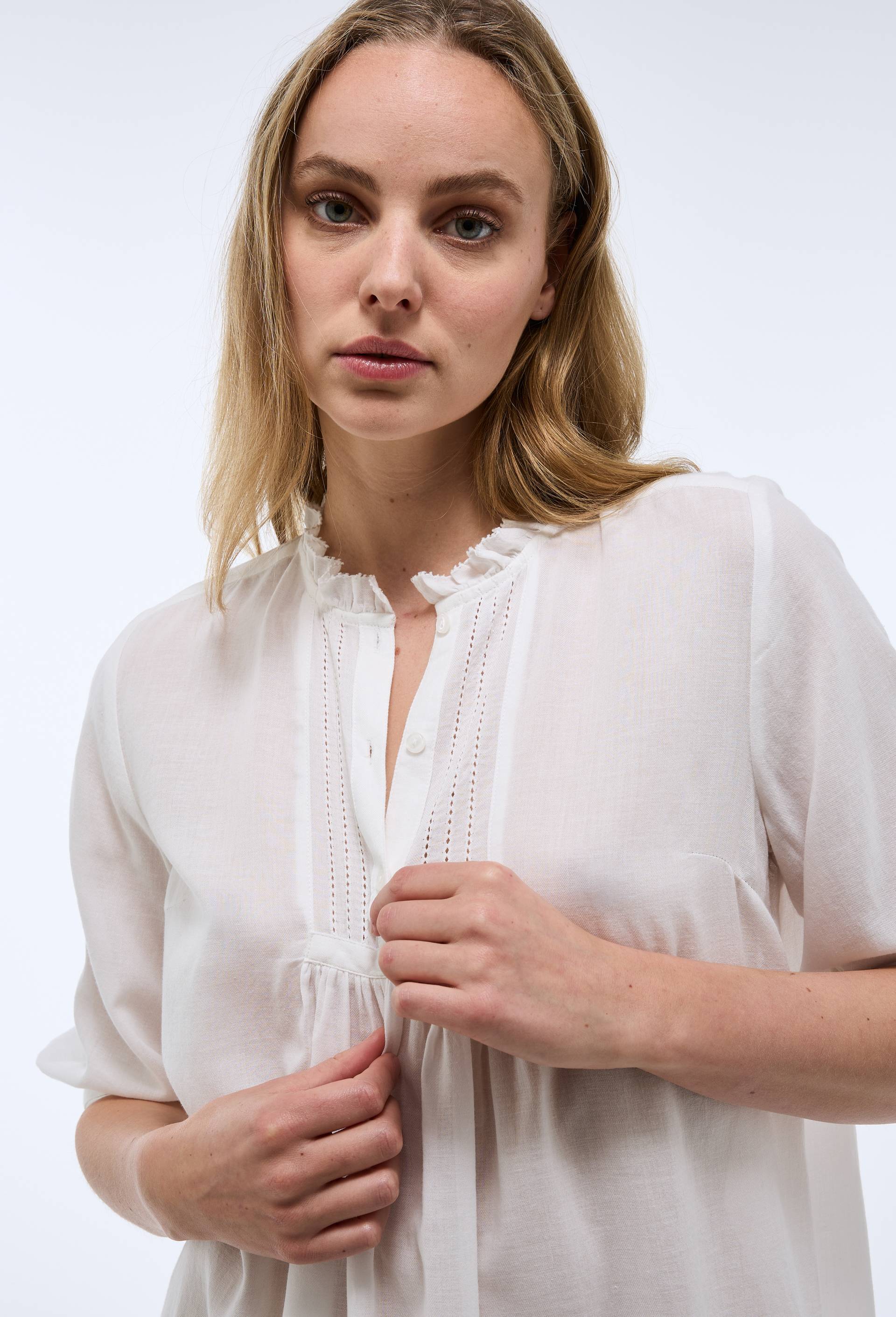 Chemise de nuit unie avec d&eacute;tail plastron en coton BIO, Ecru, large image number 0