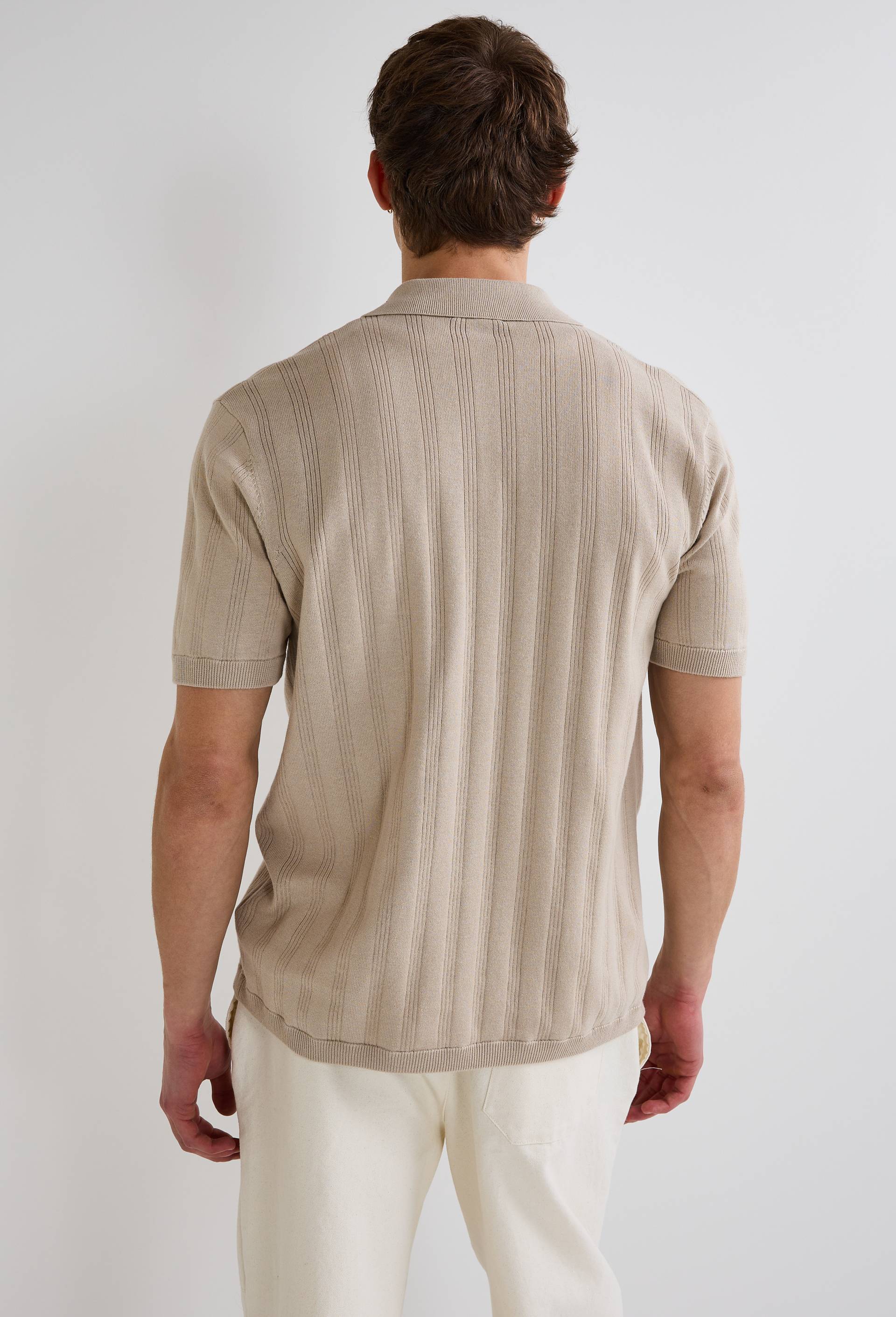 Pull manches courtes boutonn&eacute; en coton BIO GOTS, Beige clair, large image number 1.0