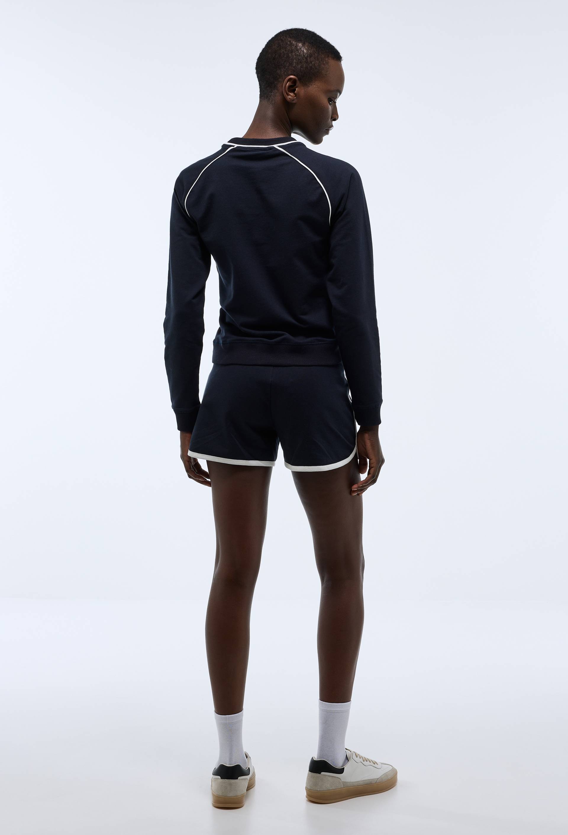 Short de tennis uni en molleton l&eacute;ger de coton BIO, Bleu fonc&eacute;, large image number 1