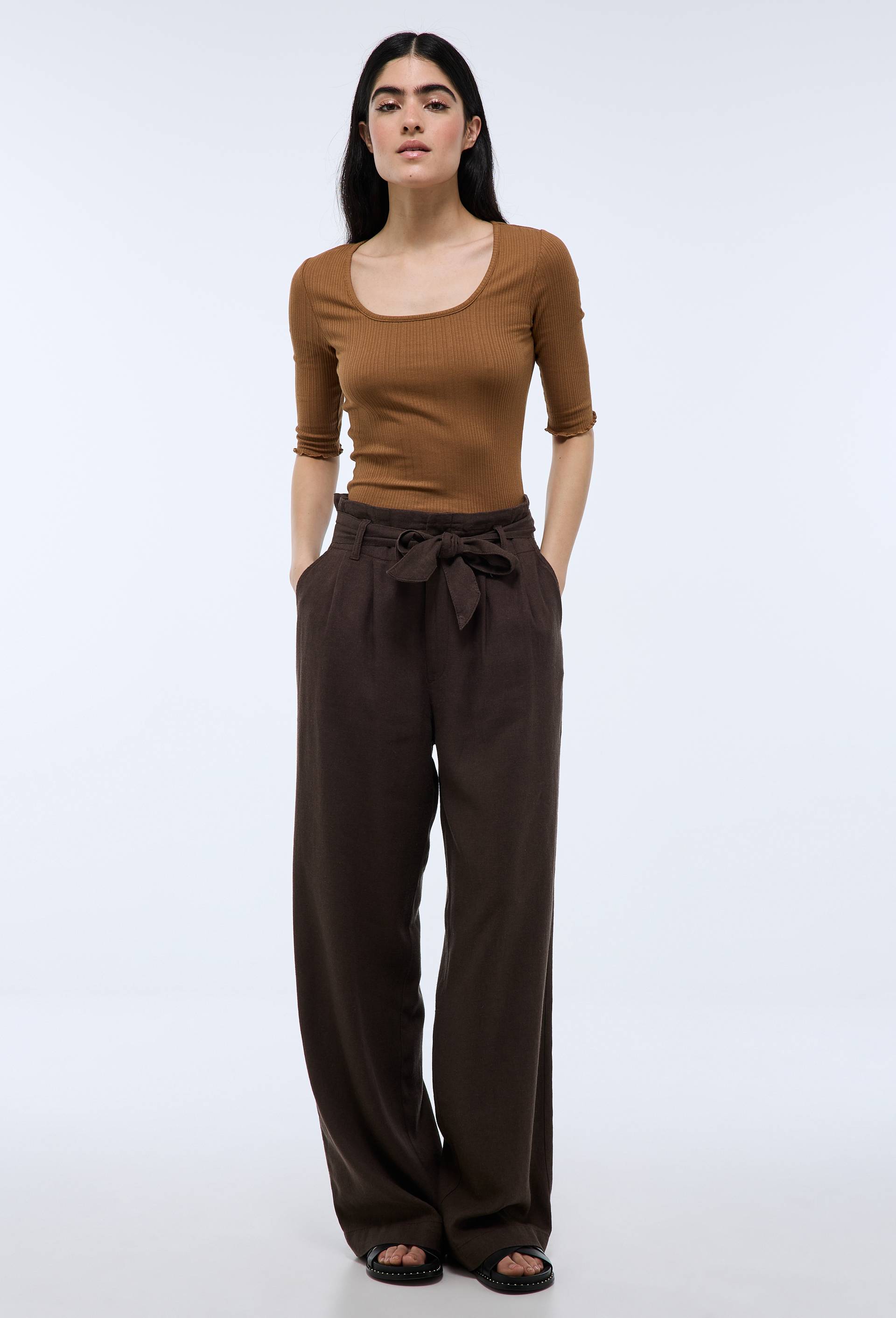 Pantalon large ceintur&eacute; taille elastiqu&eacute;e, Brun fonc&eacute;, large image number 1