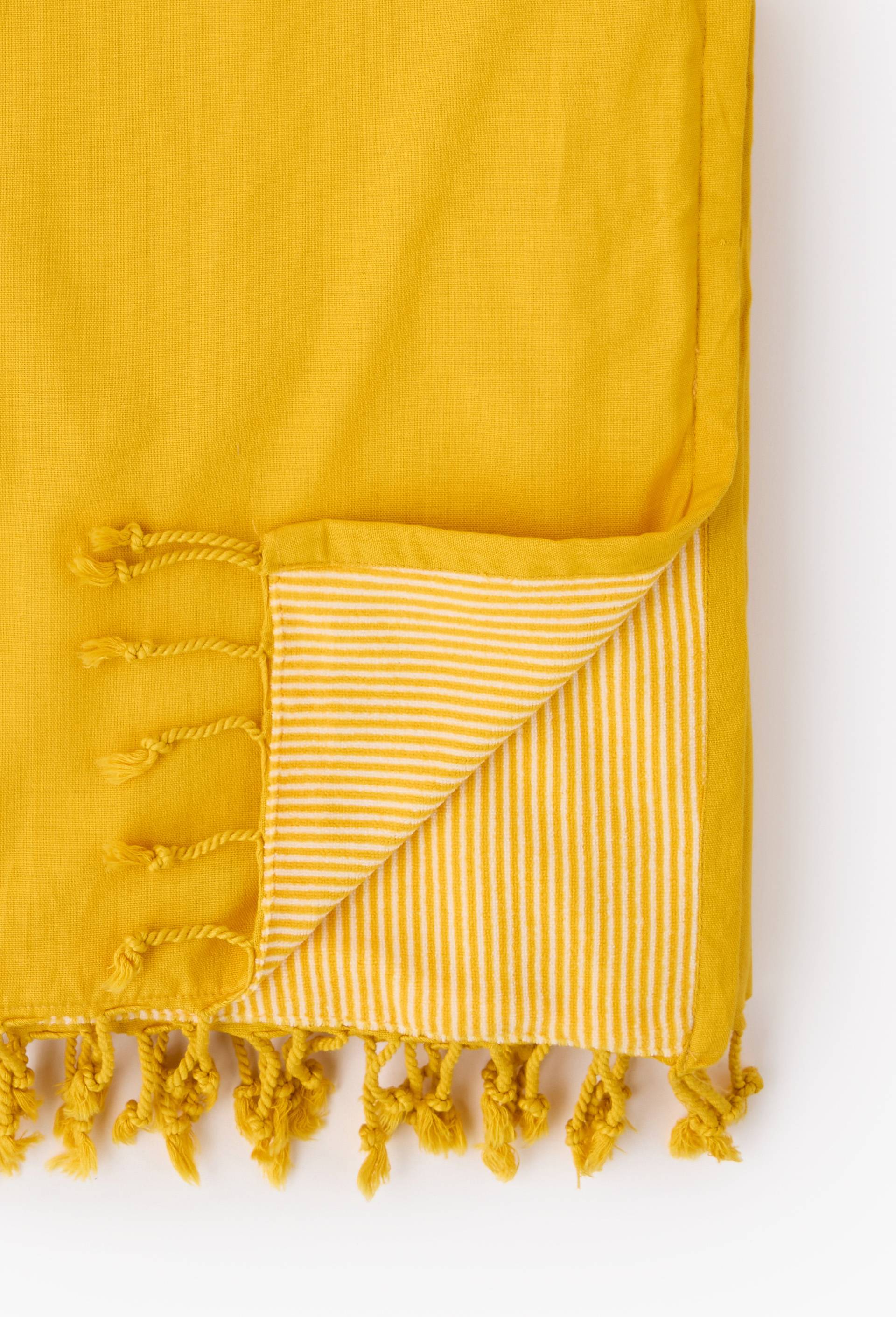 Fouta doubl&eacute;e en gaze de coton, 100x180cm. Ext&eacute;rieur en coton issu de l'agriculture biologique, doublure en &eacute;ponge ray&eacute;e, Jaune, large image number 1