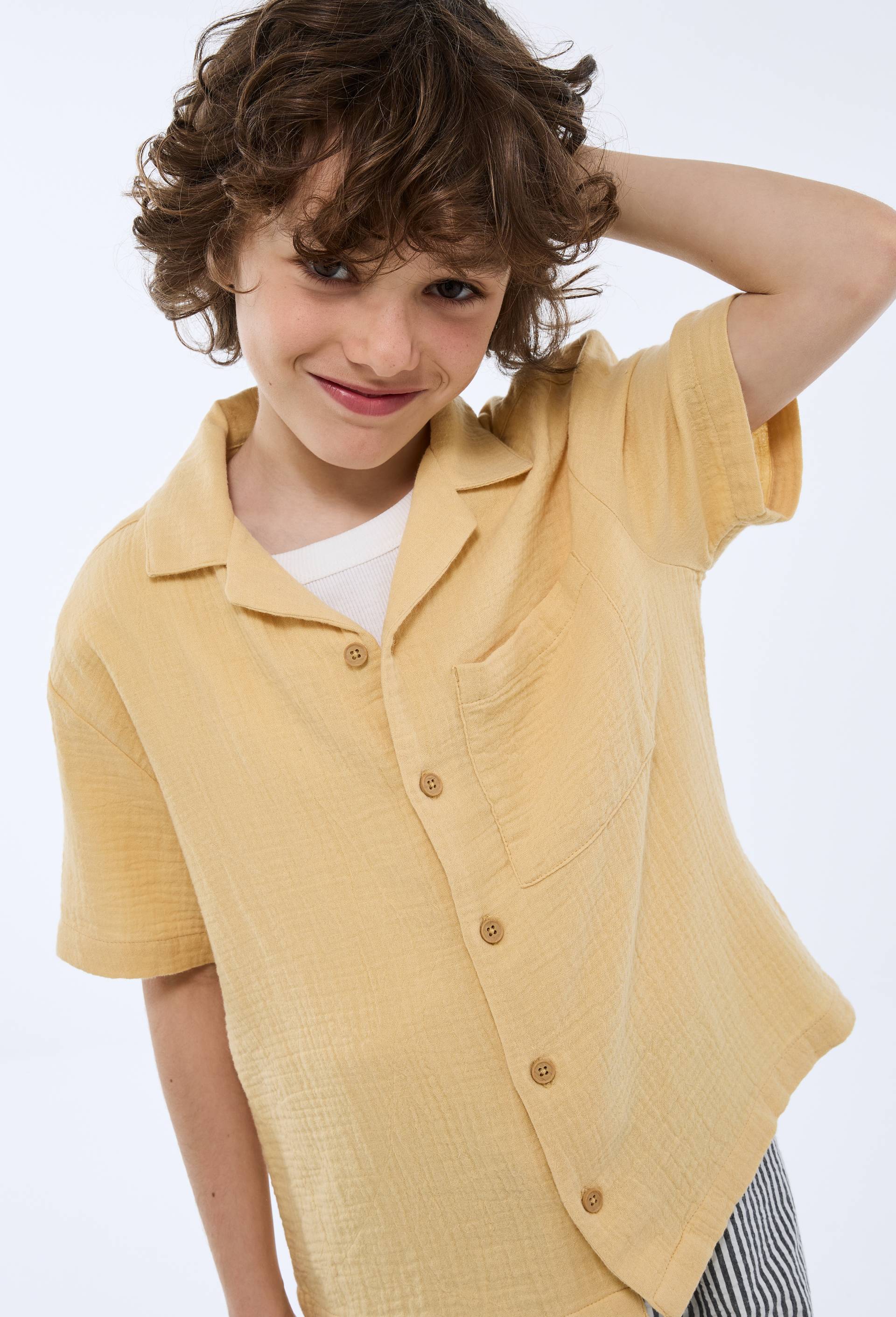 Chemise manches courtes unie en gaze de coton BIO GOTS, Jaune clair, large image number 1