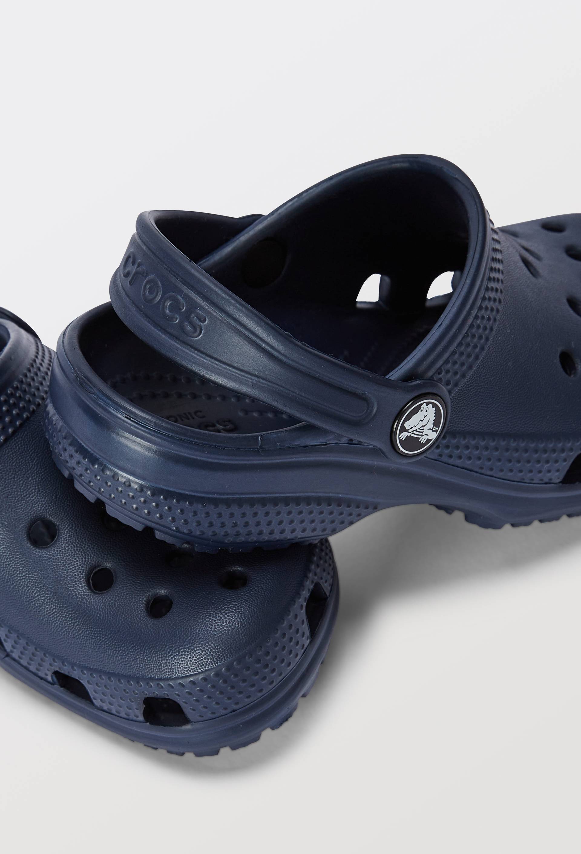 Chaussures Crocs enfant, Bleu fonc&eacute;, large image number 2
