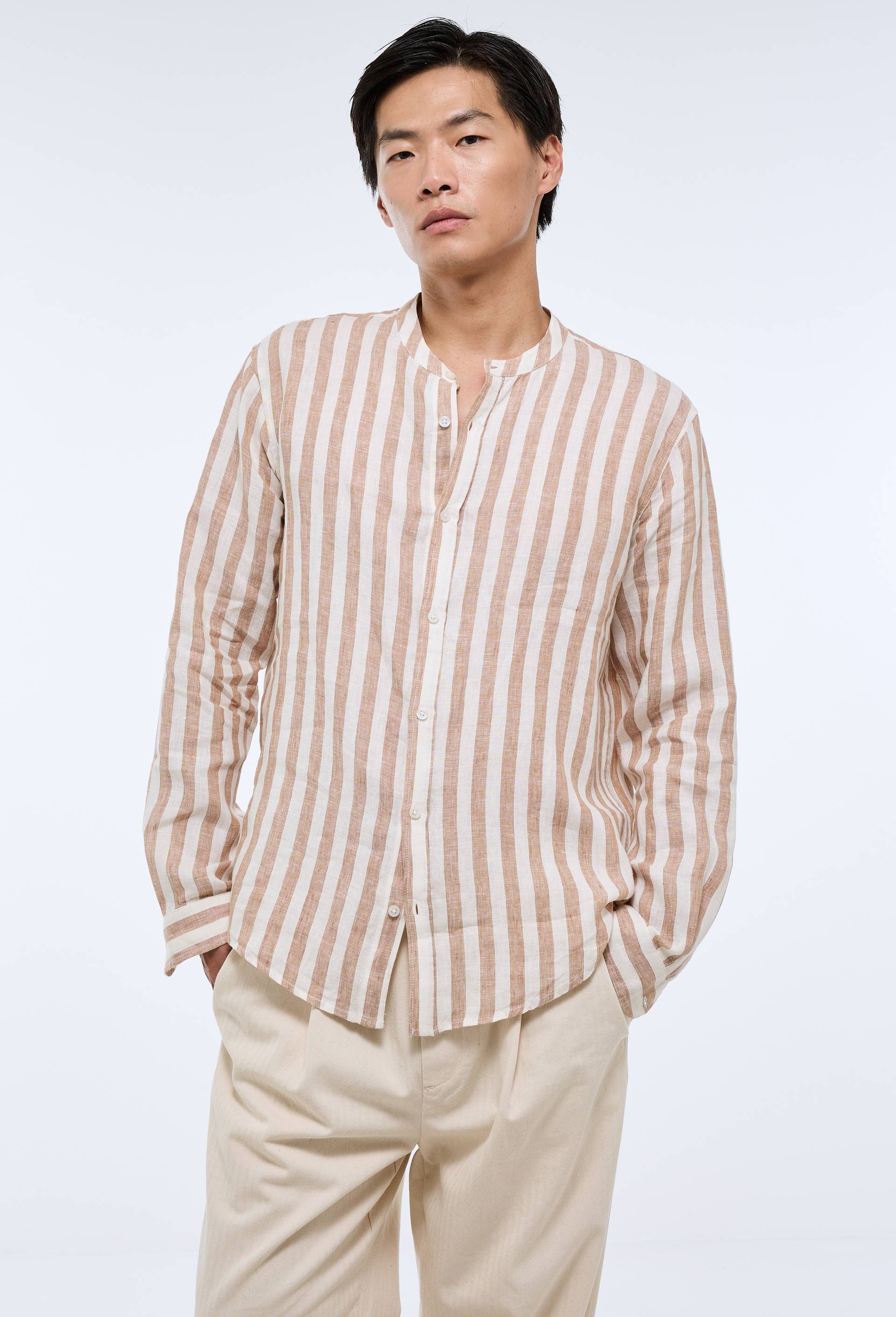 Chemise manches longues ray&eacute;e en lin, Beige, large image number 0.0