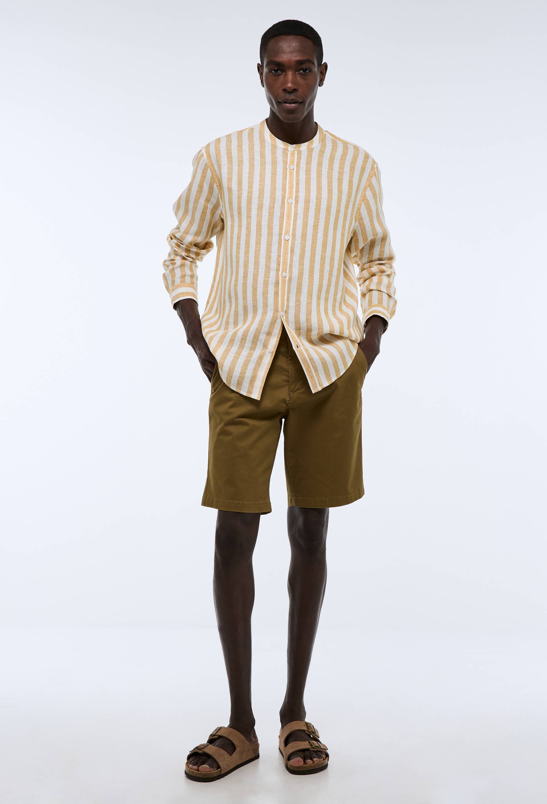 Bermuda straight en coton GOTS, Vert foncé, swatch image