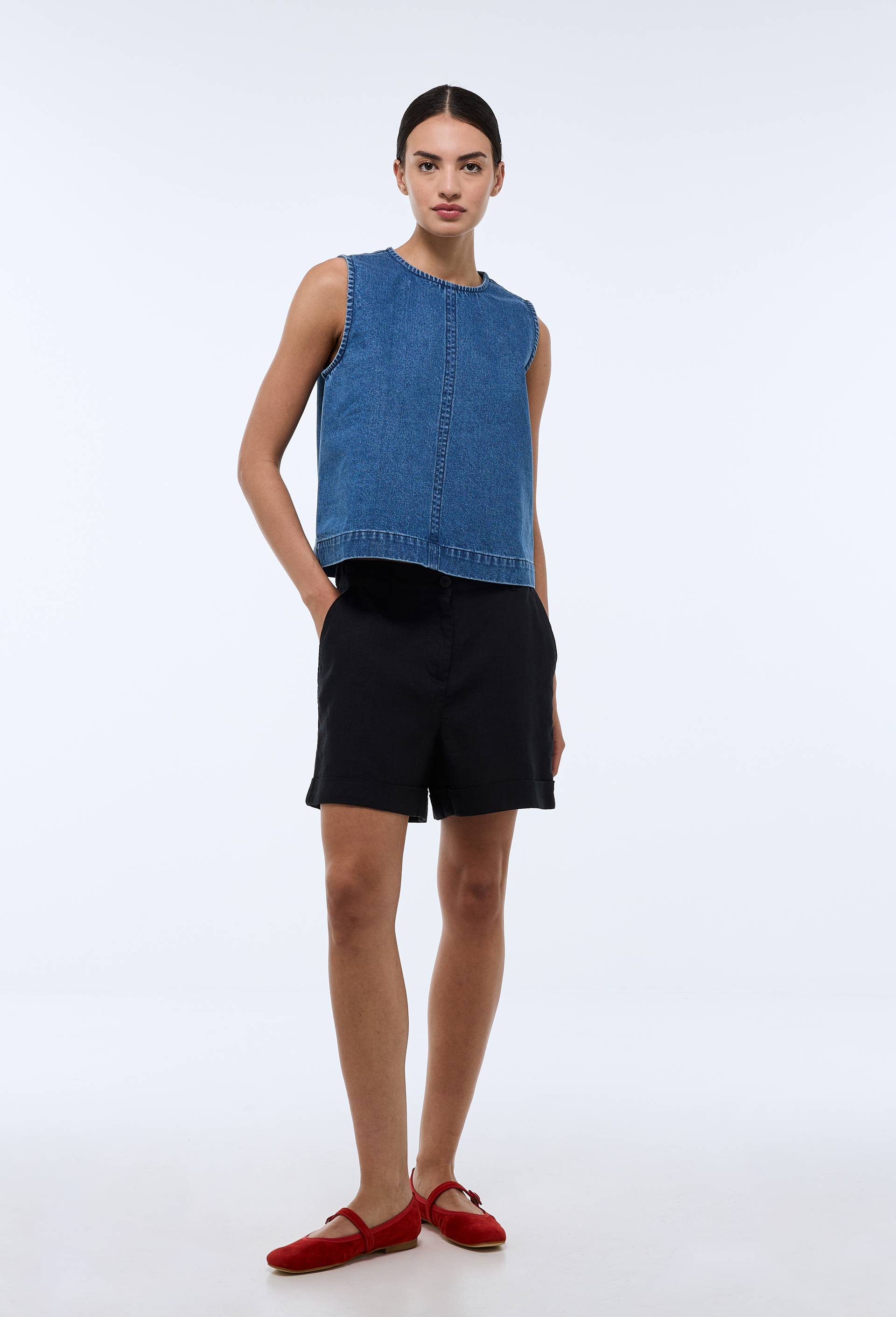 Short en lin taille elastiqu&eacute;e, Noir, swatch image