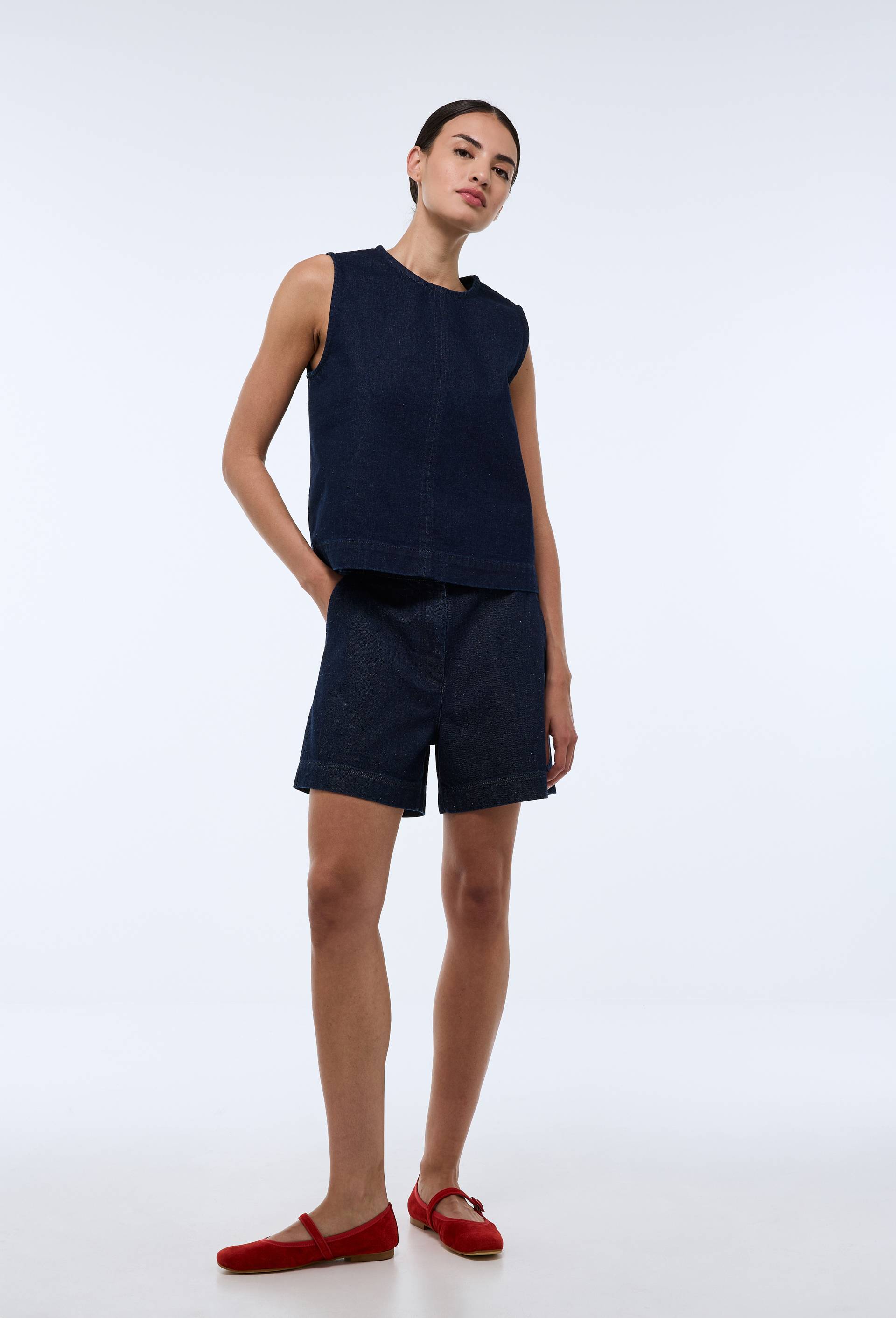 Short en denim, Bleu fonc&eacute;, large image number 0