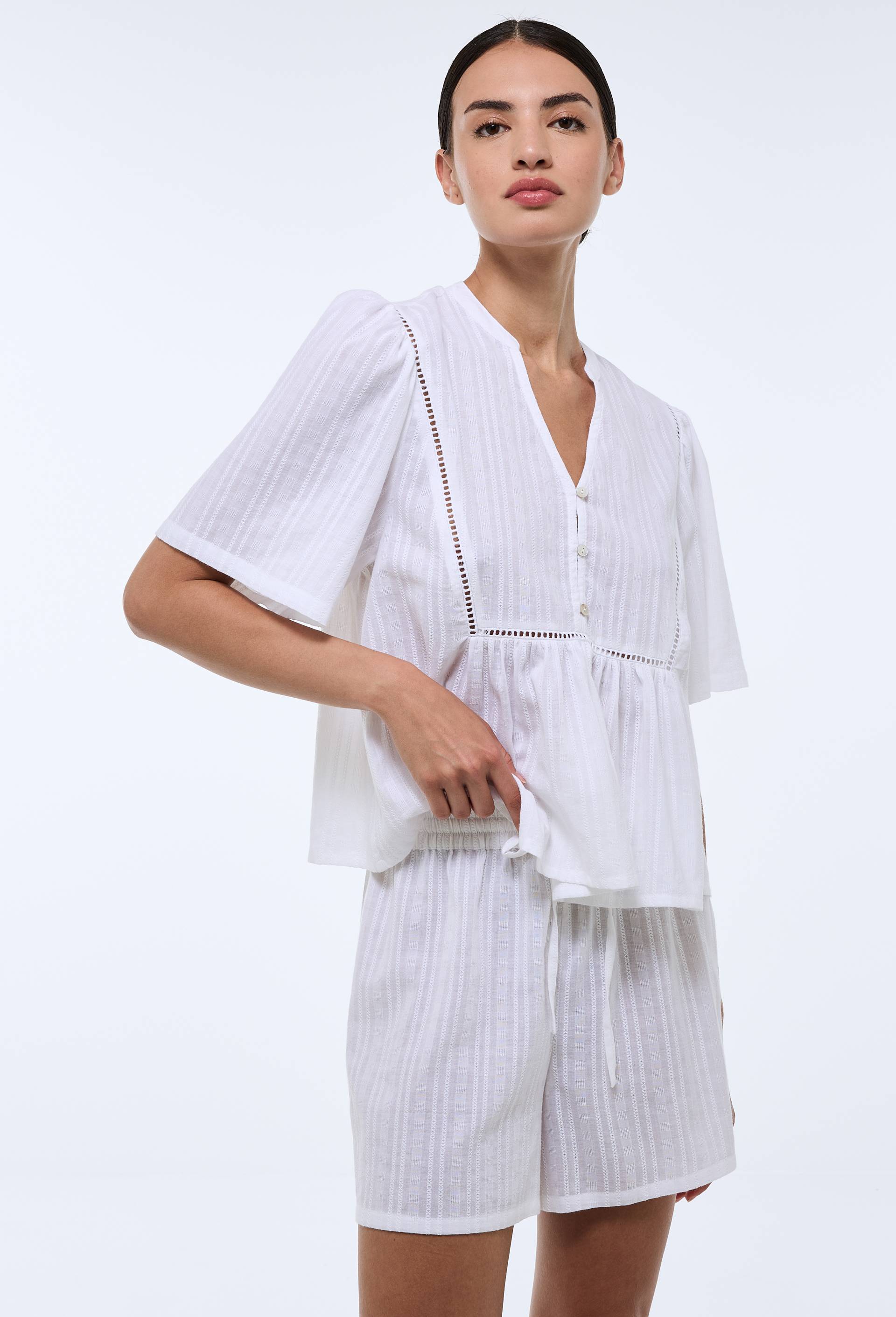 Pyjashort uni en coton BIO GOTS, Blanc, swatch image