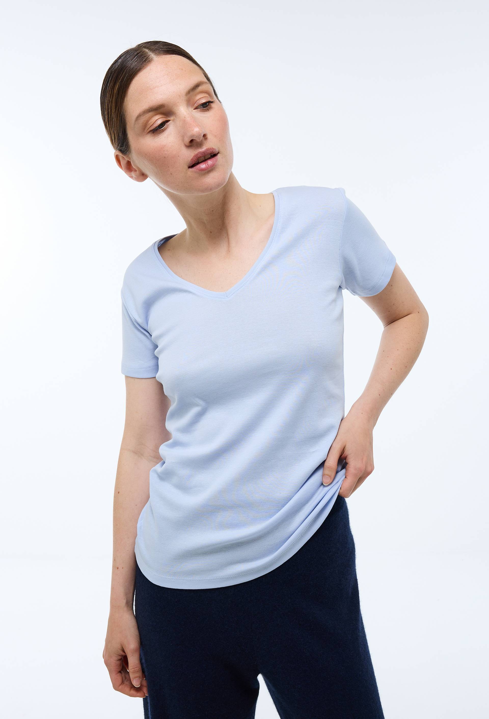 T-shirt col V uni en coton BIO GOTS - MONOPRIX - Modalova
