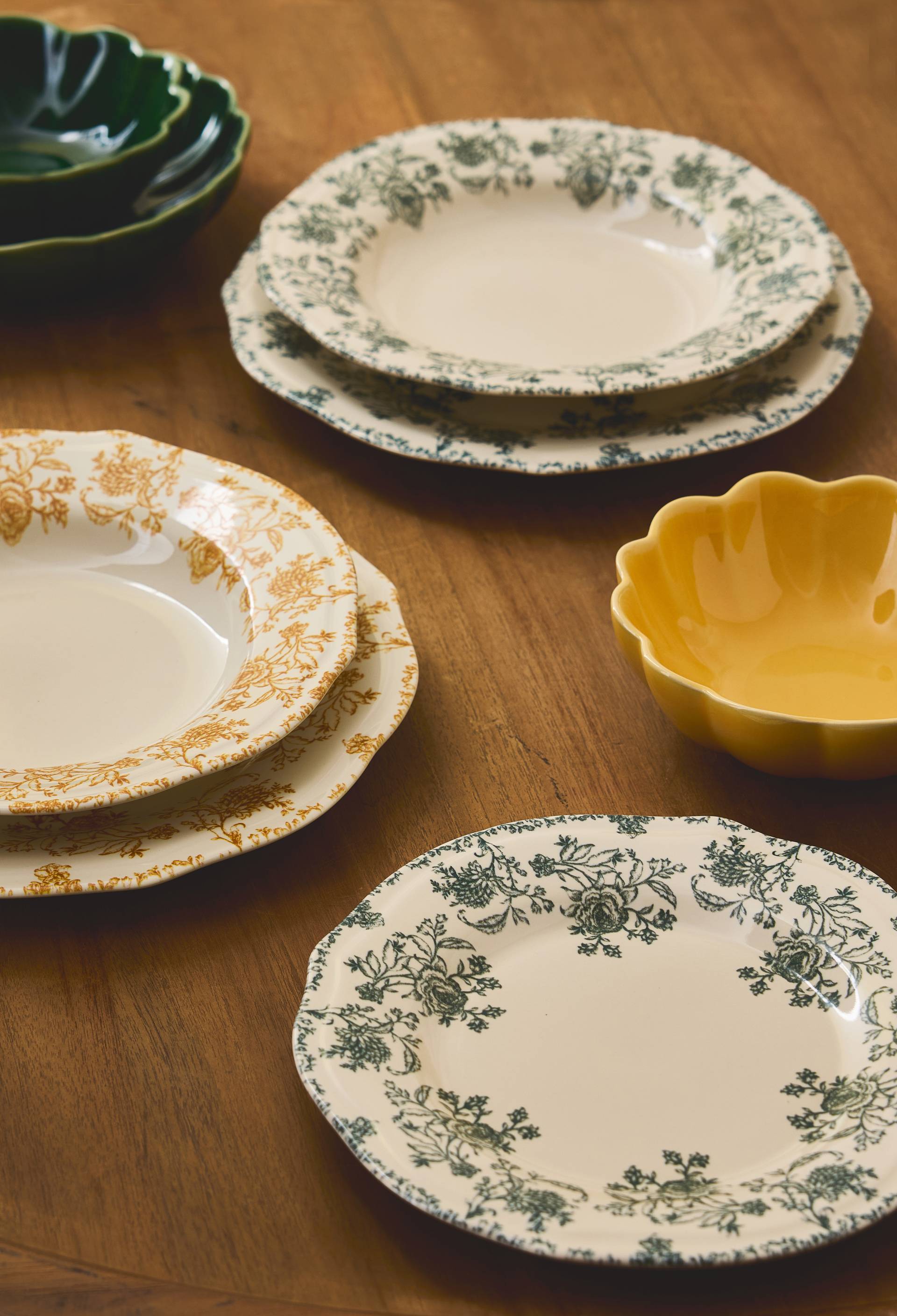 Assiette plate finition imprim&eacute;e, 28cm, Vert, large image number 2