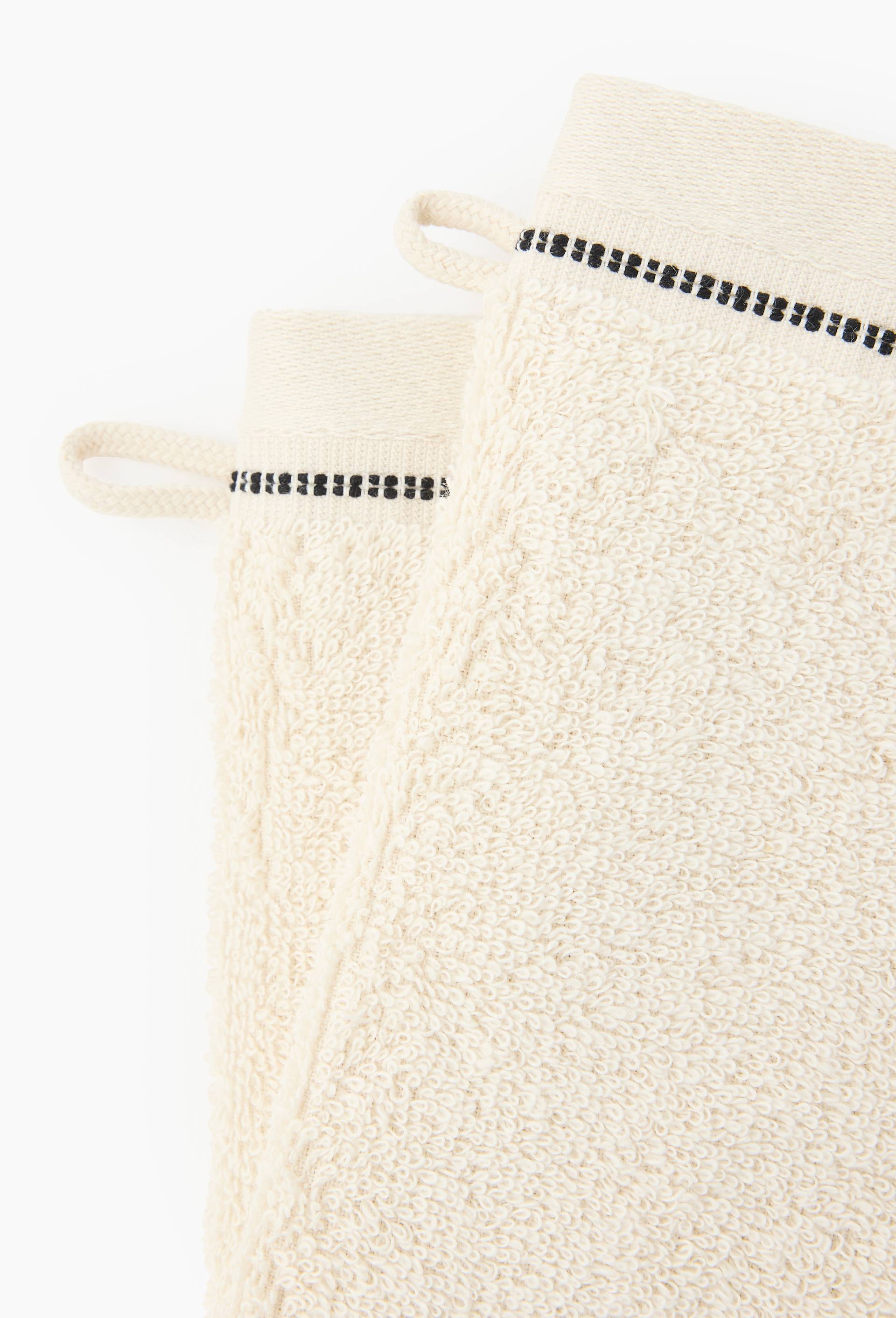 Lot de 2 gants de toilette, 15x21cm, en coton BIO GOTS, Ecru, large image number 1