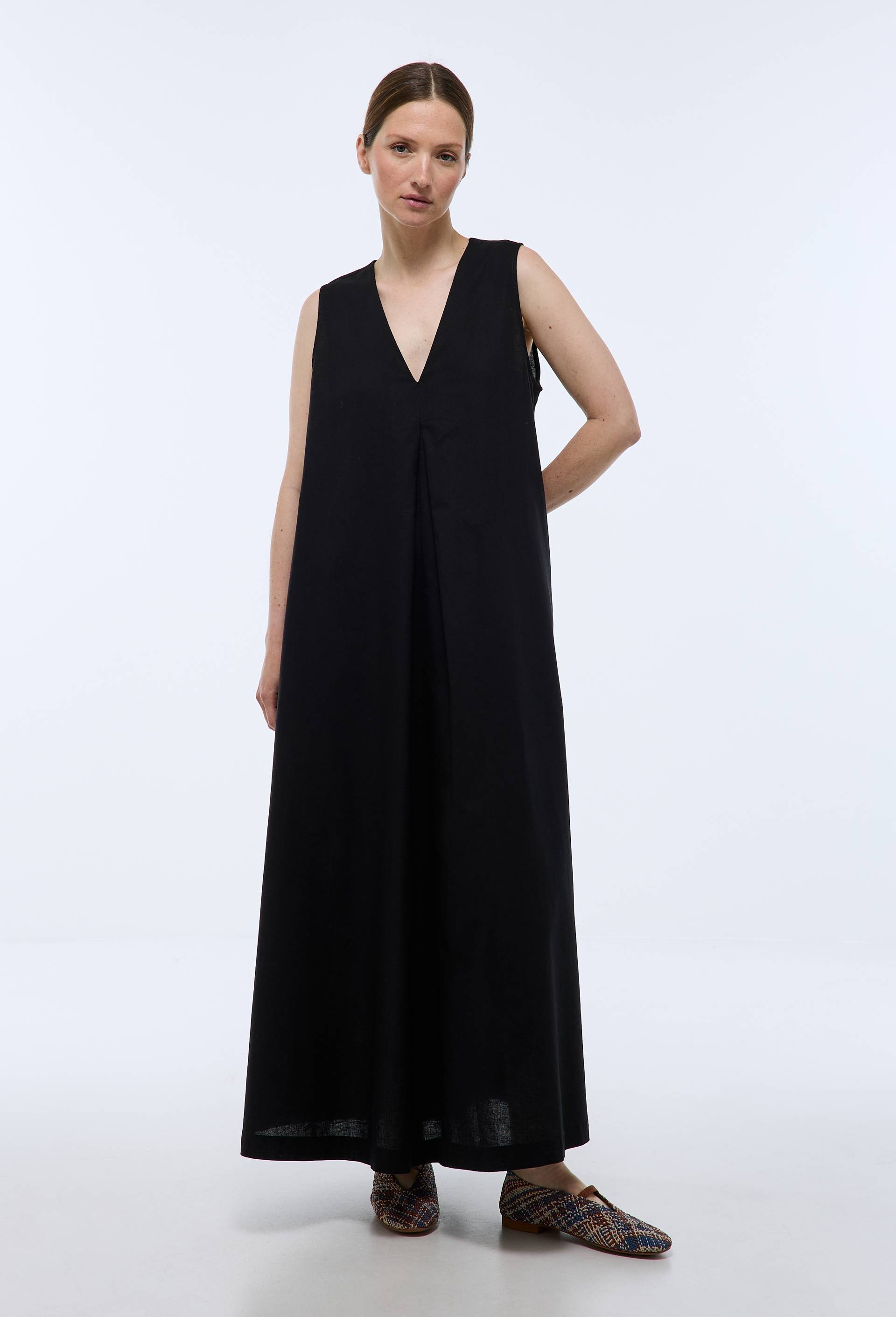 Robe longue unie contenant du lin, Noir, large image number 1.0