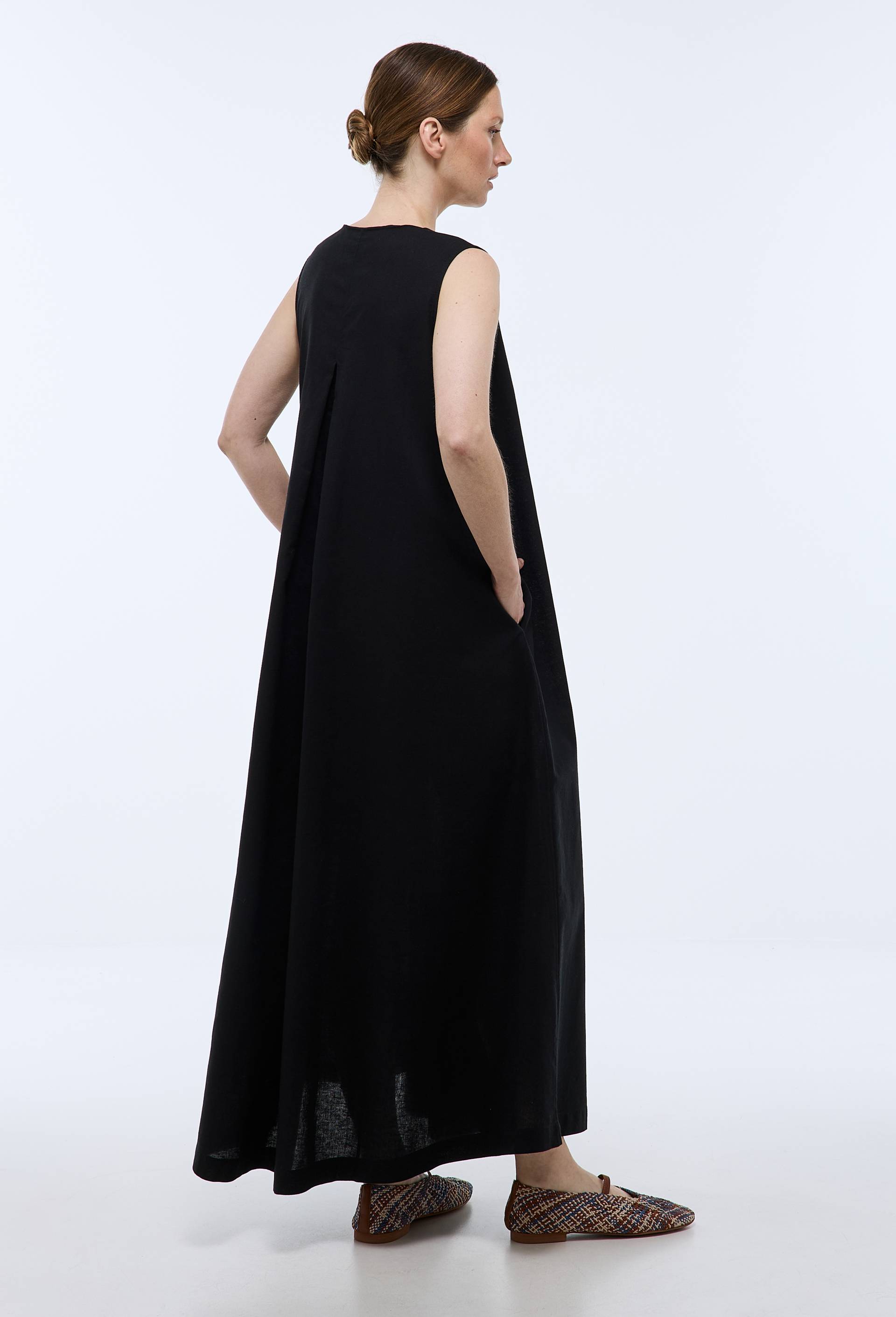 Robe longue unie contenant du lin, Noir, large image number 2